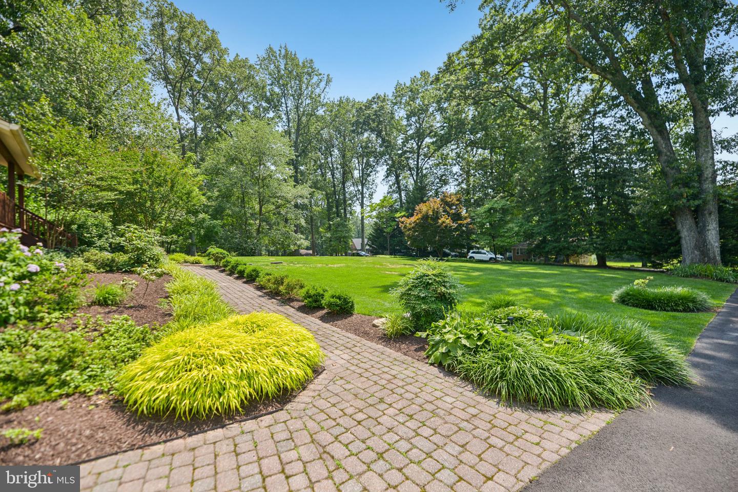 4725 SPRUCE AVE, FAIRFAX, Virginia 22030, 4 Bedrooms Bedrooms, ,4 BathroomsBathrooms,Residential,For sale,4725 SPRUCE AVE,VAFX2250046 MLS # VAFX2250046