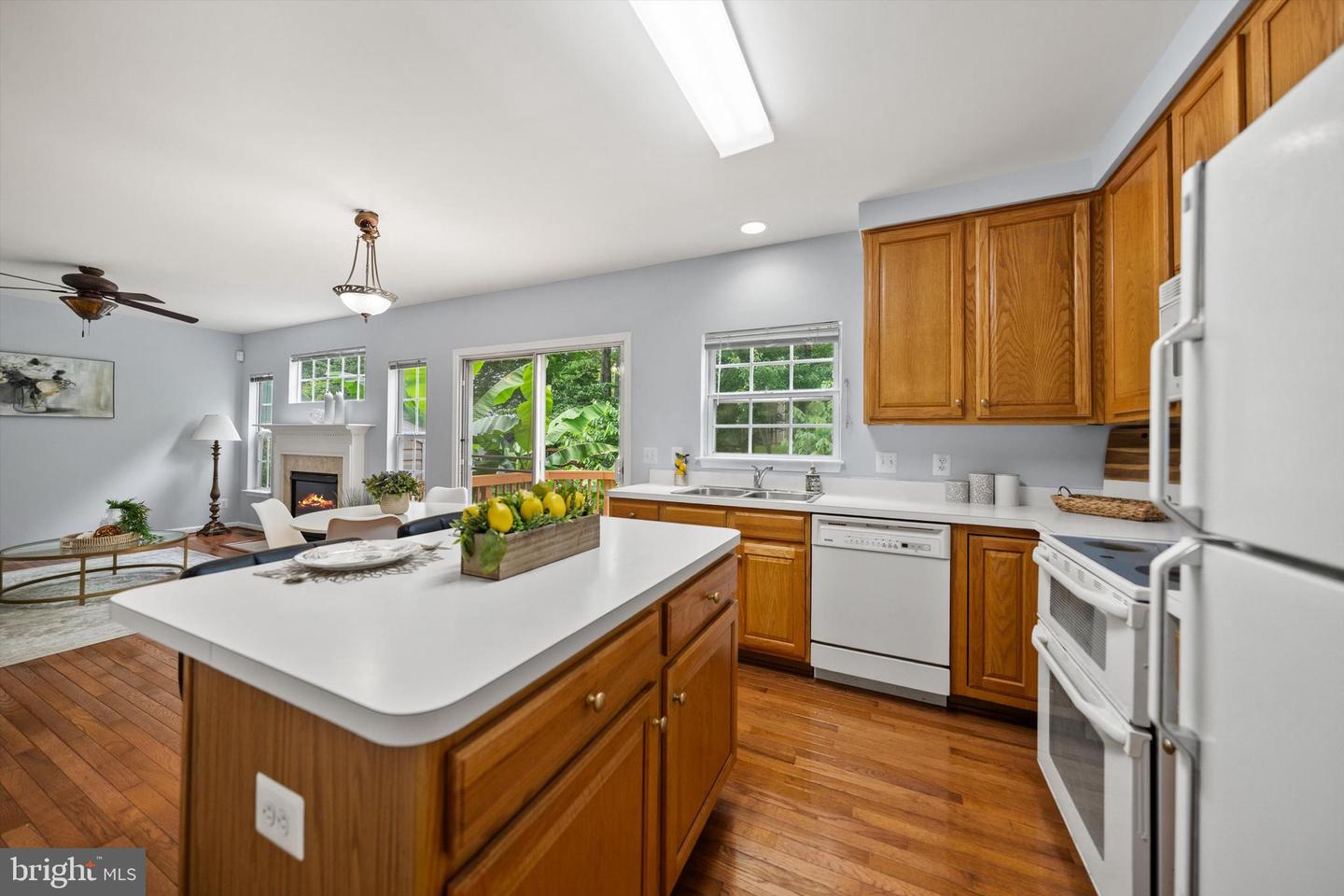 14908 SLIPPERY ELM CT, WOODBRIDGE, Virginia 22193, 3 Bedrooms Bedrooms, ,3 BathroomsBathrooms,Residential,For sale,14908 SLIPPERY ELM CT,VAPW2097884 MLS # VAPW2097884