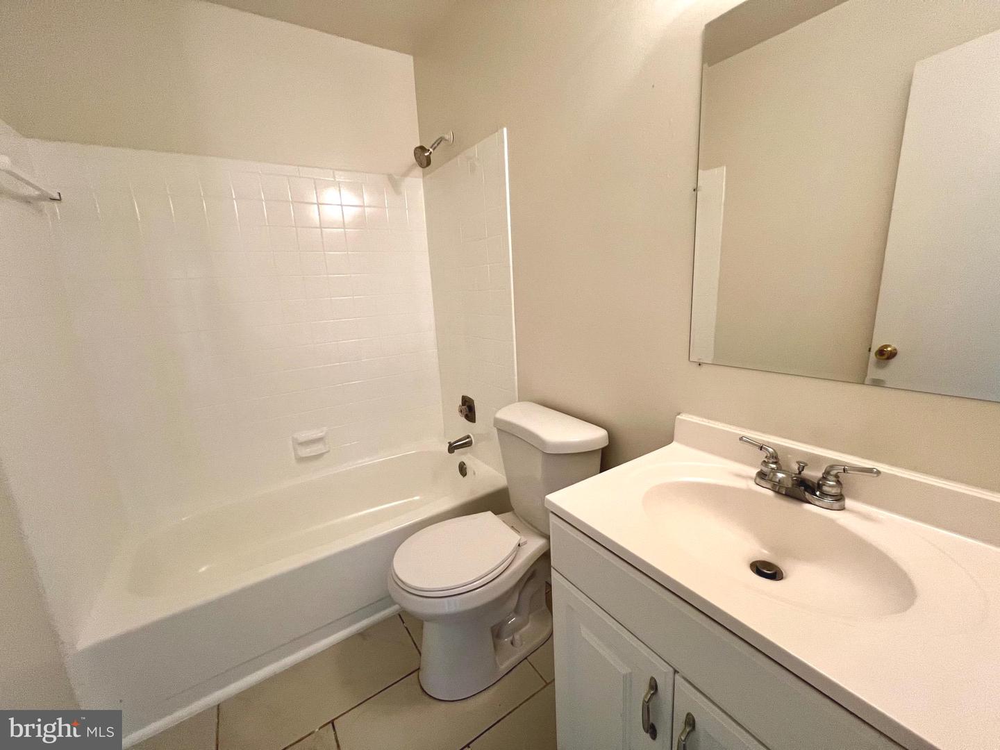 8305 SUNNYSIDE CT, MANASSAS PARK, Virginia 20111, 3 Bedrooms Bedrooms, 9 Rooms Rooms,2 BathroomsBathrooms,Residential,For sale,8305 SUNNYSIDE CT,VAMP2003132 MLS # VAMP2003132