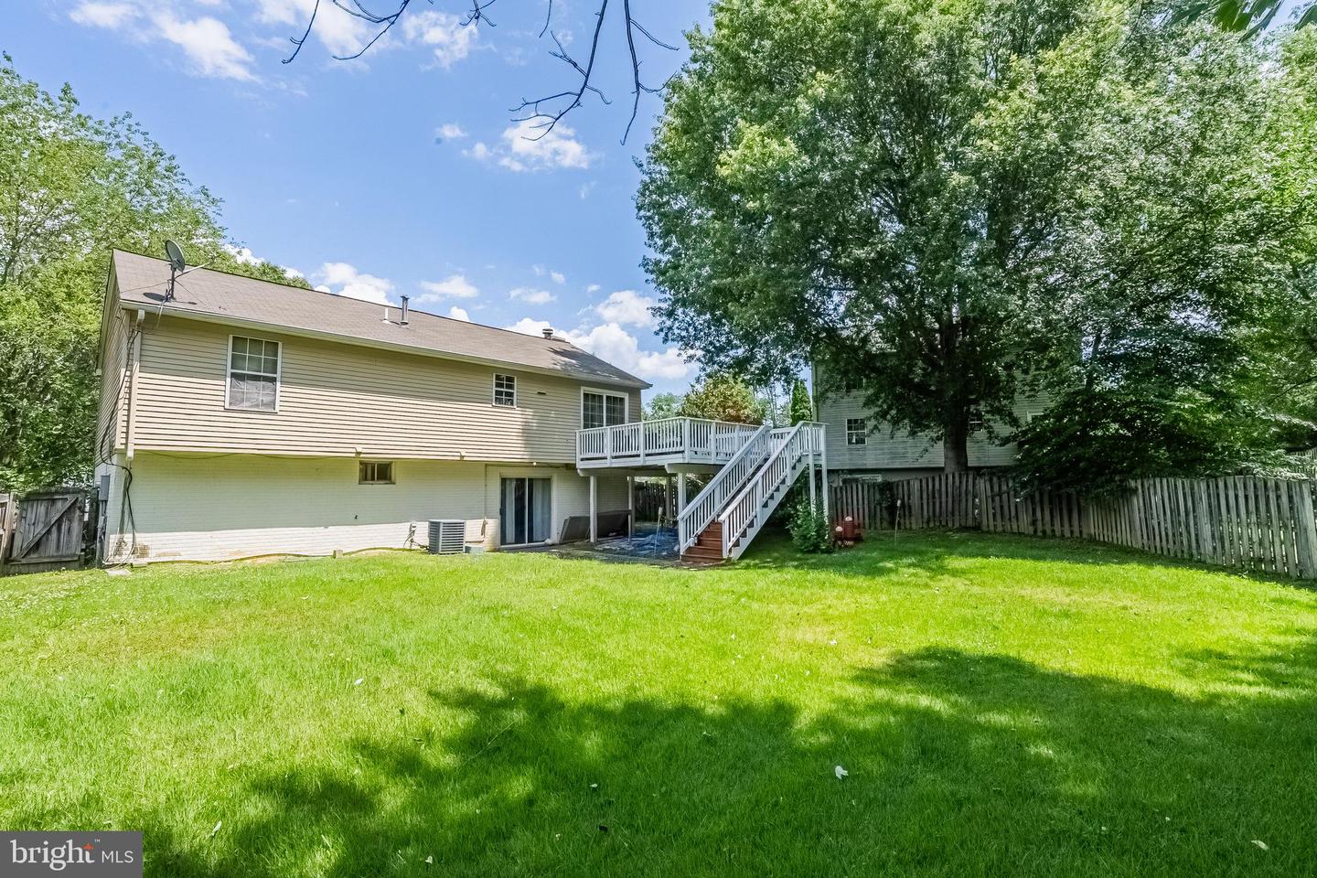 13332 PARAMOUNT LN, WOODBRIDGE, Virginia 22193, 4 Bedrooms Bedrooms, ,3 BathroomsBathrooms,Residential,For sale,13332 PARAMOUNT LN,VAPW2097910 MLS # VAPW2097910