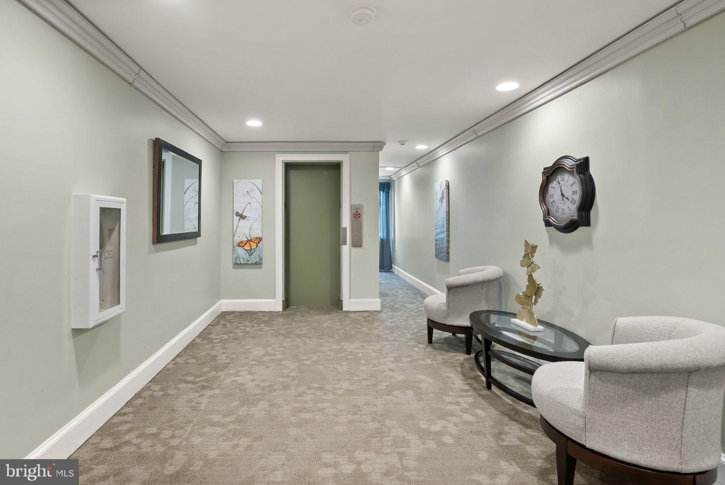 3031 BORGE ST #205, OAKTON, Virginia 22124, 2 Bedrooms Bedrooms, ,1 BathroomBathrooms,Residential,For sale,3031 BORGE ST #205,VAFX2250208 MLS # VAFX2250208