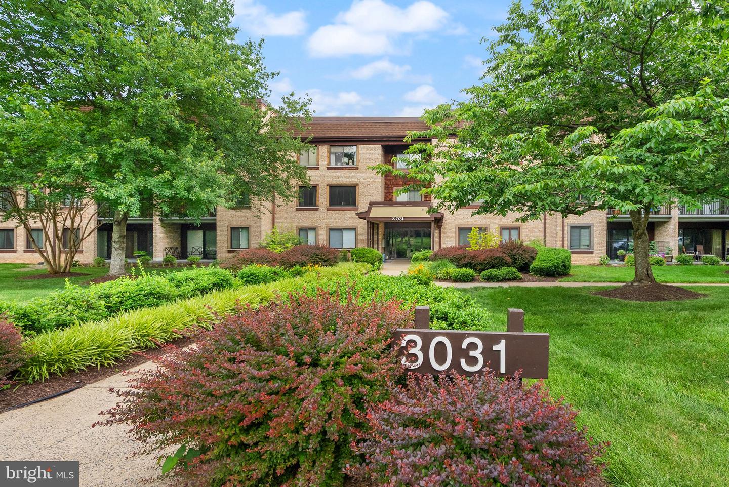 3031 BORGE ST #205, OAKTON, Virginia 22124, 2 Bedrooms Bedrooms, ,1 BathroomBathrooms,Residential,For sale,3031 BORGE ST #205,VAFX2250208 MLS # VAFX2250208