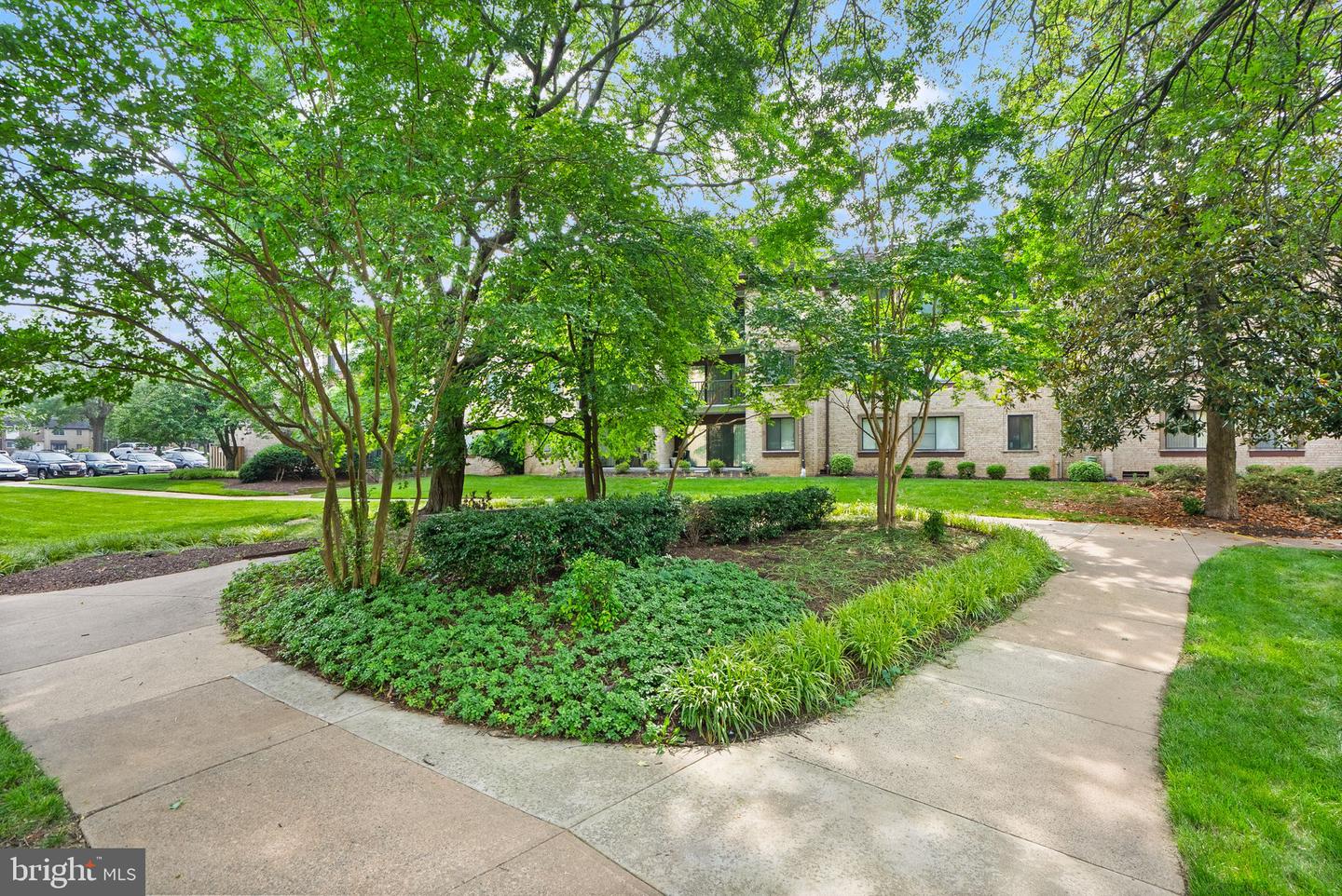 3031 BORGE ST #205, OAKTON, Virginia 22124, 2 Bedrooms Bedrooms, ,1 BathroomBathrooms,Residential,For sale,3031 BORGE ST #205,VAFX2250208 MLS # VAFX2250208