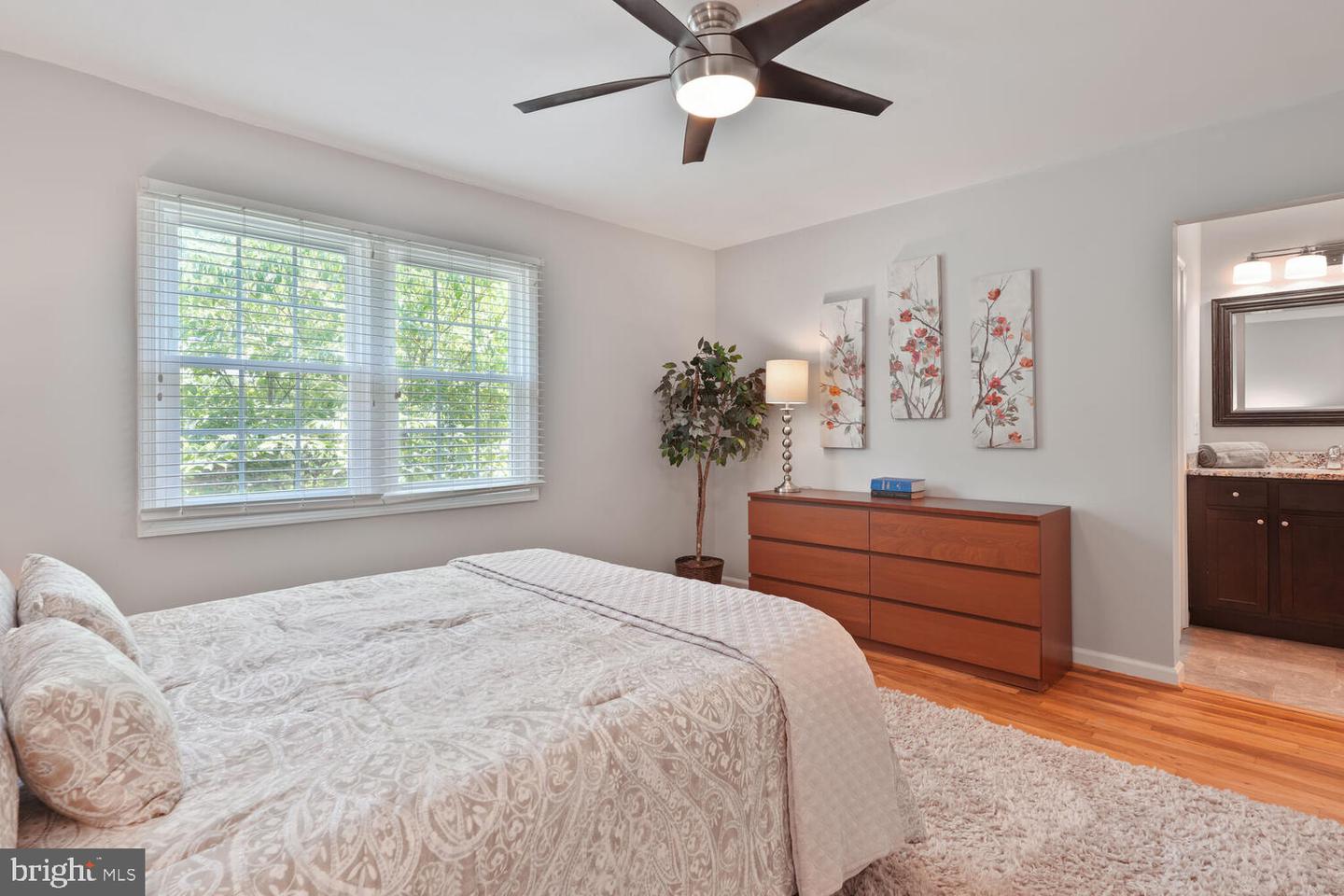 6009 WATERBURY CT, SPRINGFIELD, Virginia 22152, 2 Bedrooms Bedrooms, ,1 BathroomBathrooms,Residential,For sale,6009 WATERBURY CT,VAFX2250330 MLS # VAFX2250330