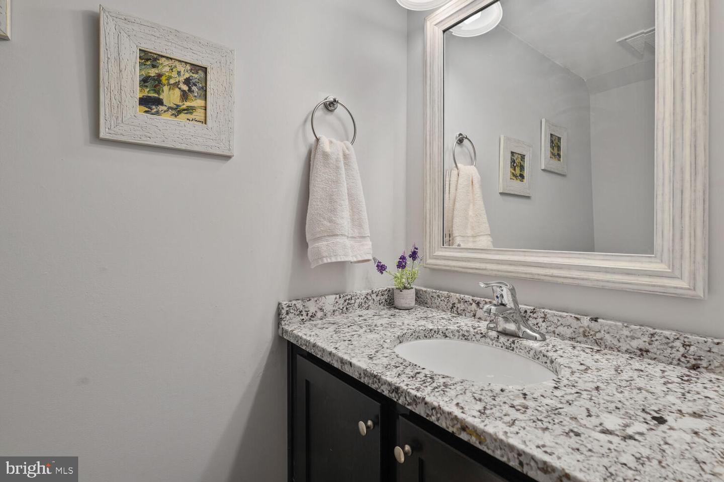 6009 WATERBURY CT, SPRINGFIELD, Virginia 22152, 2 Bedrooms Bedrooms, ,1 BathroomBathrooms,Residential,For sale,6009 WATERBURY CT,VAFX2250330 MLS # VAFX2250330