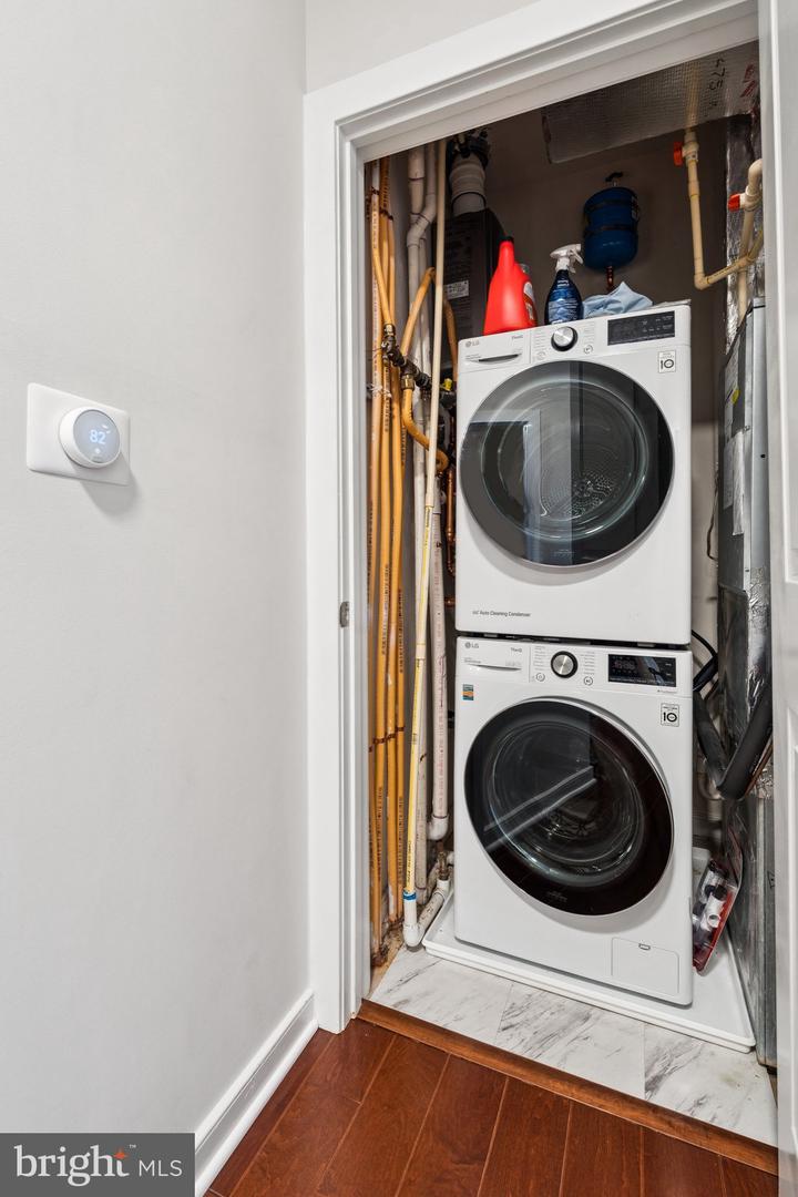 2200 N WESTMORELAND ST #202, ARLINGTON, Virginia 22213, 1 Bedroom Bedrooms, ,1 BathroomBathrooms,Residential,For sale,2200 N WESTMORELAND ST #202,VAAR2059822 MLS # VAAR2059822