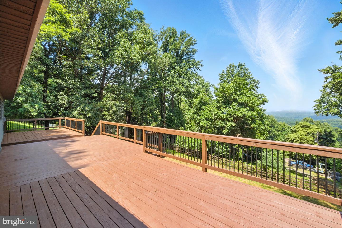 81 BANSHEE LN, LINDEN, Virginia 22642, 4 Bedrooms Bedrooms, ,3 BathroomsBathrooms,Residential,For sale,81 BANSHEE LN,VAWR2011568 MLS # VAWR2011568
