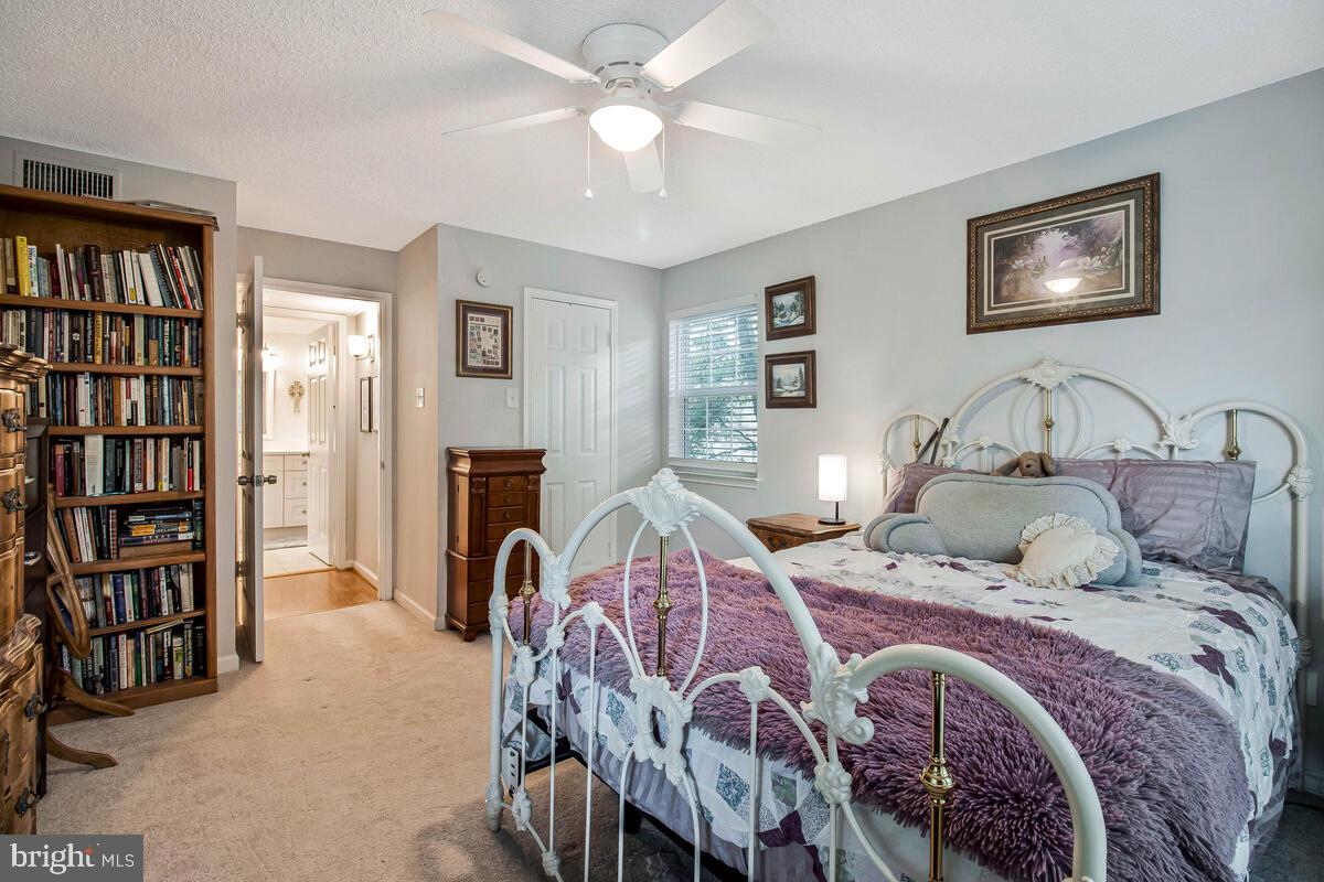 1515 LINCOLN WAY #304B, MCLEAN, Virginia 22102, 1 Bedroom Bedrooms, 5 Rooms Rooms,1 BathroomBathrooms,Residential,For sale,1515 LINCOLN WAY #304B,VAFX2250450 MLS # VAFX2250450