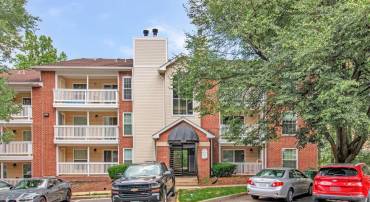 1515 LINCOLN WAY #304B, MCLEAN, Virginia 22102, 1 Bedroom Bedrooms, 5 Rooms Rooms,1 BathroomBathrooms,Residential,For sale,1515 LINCOLN WAY #304B,VAFX2250450 MLS # VAFX2250450