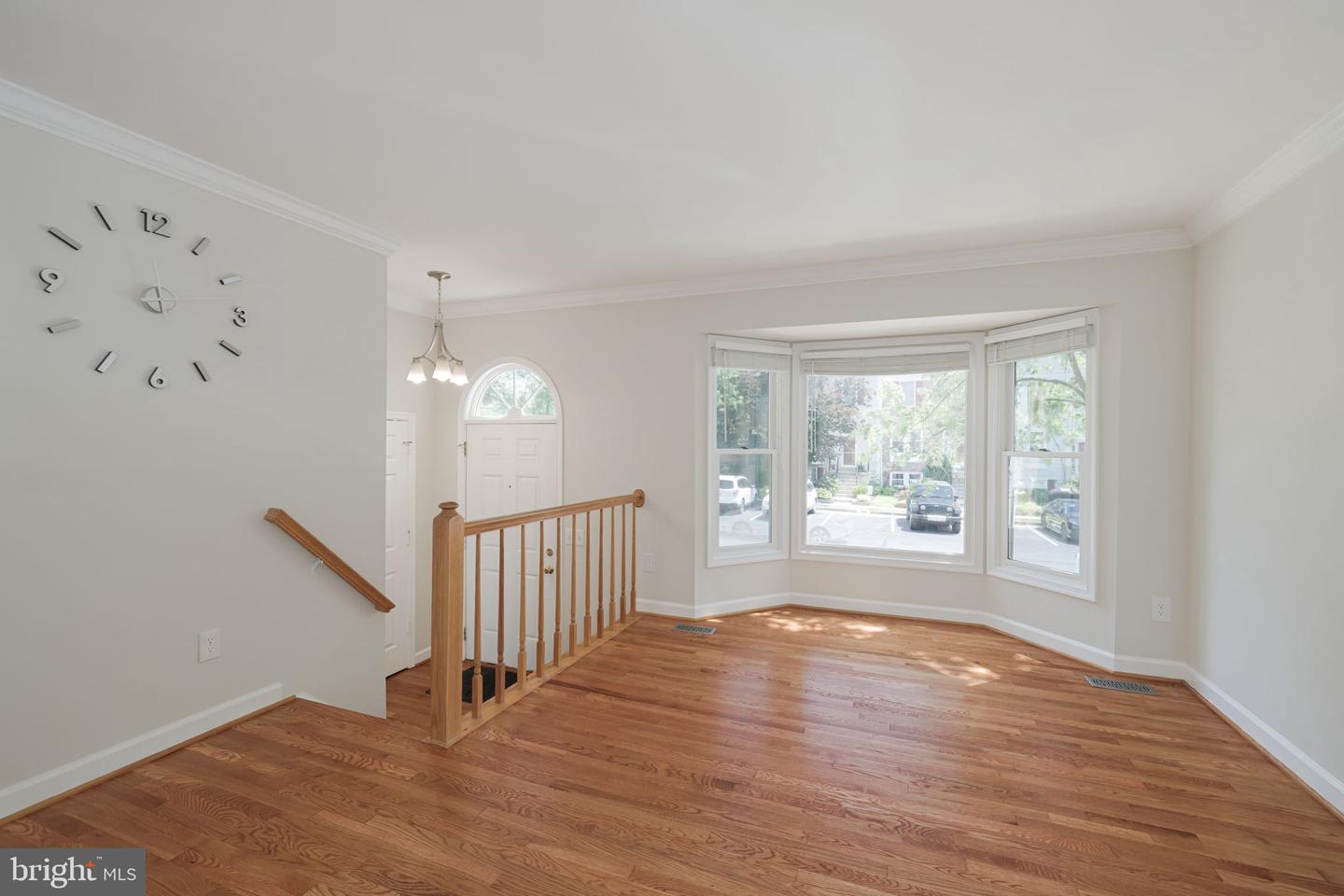 6110 JOUST LN, ALEXANDRIA, Virginia 22315, 3 Bedrooms Bedrooms, ,3 BathroomsBathrooms,Residential,For sale,6110 JOUST LN,VAFX2250466 MLS # VAFX2250466