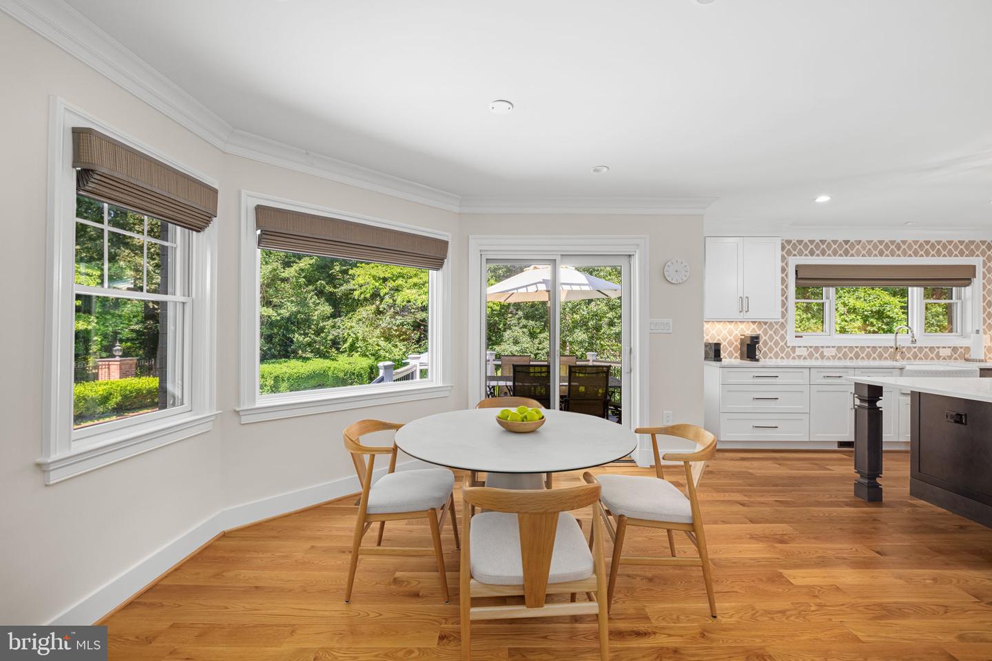 933 WOBURN CT, MCLEAN, Virginia 22102, 5 Bedrooms Bedrooms, ,6 BathroomsBathrooms,Residential,For sale,933 WOBURN CT,VAFX2250482 MLS # VAFX2250482