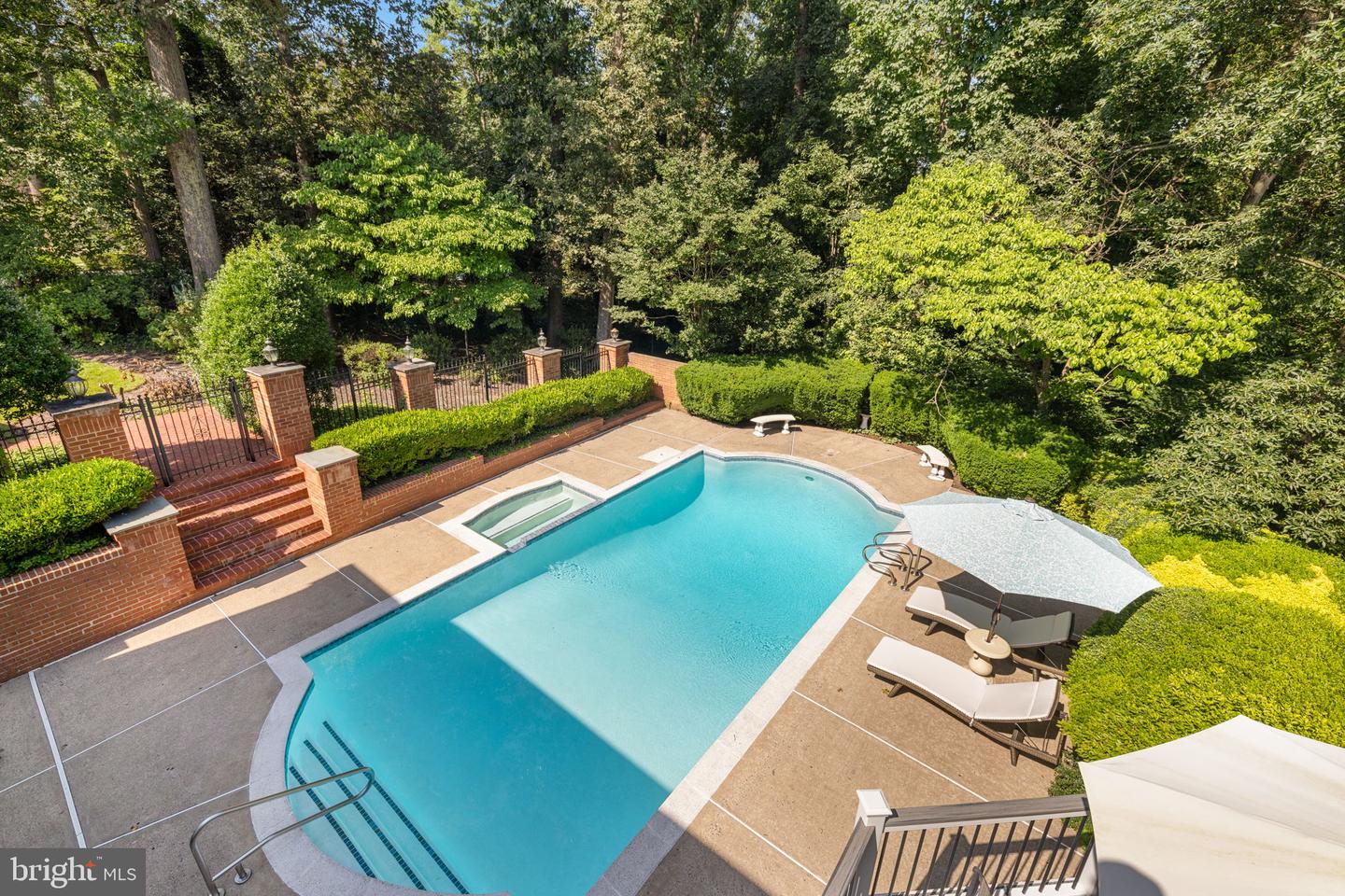 933 WOBURN CT, MCLEAN, Virginia 22102, 5 Bedrooms Bedrooms, ,6 BathroomsBathrooms,Residential,For sale,933 WOBURN CT,VAFX2250482 MLS # VAFX2250482