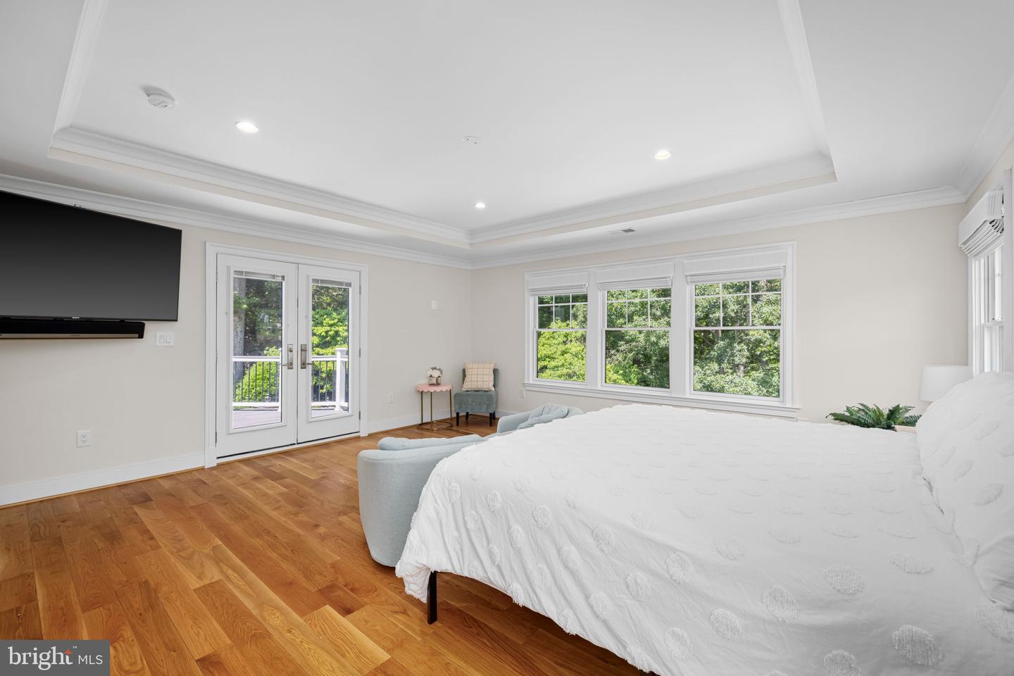 933 WOBURN CT, MCLEAN, Virginia 22102, 5 Bedrooms Bedrooms, ,6 BathroomsBathrooms,Residential,For sale,933 WOBURN CT,VAFX2250482 MLS # VAFX2250482