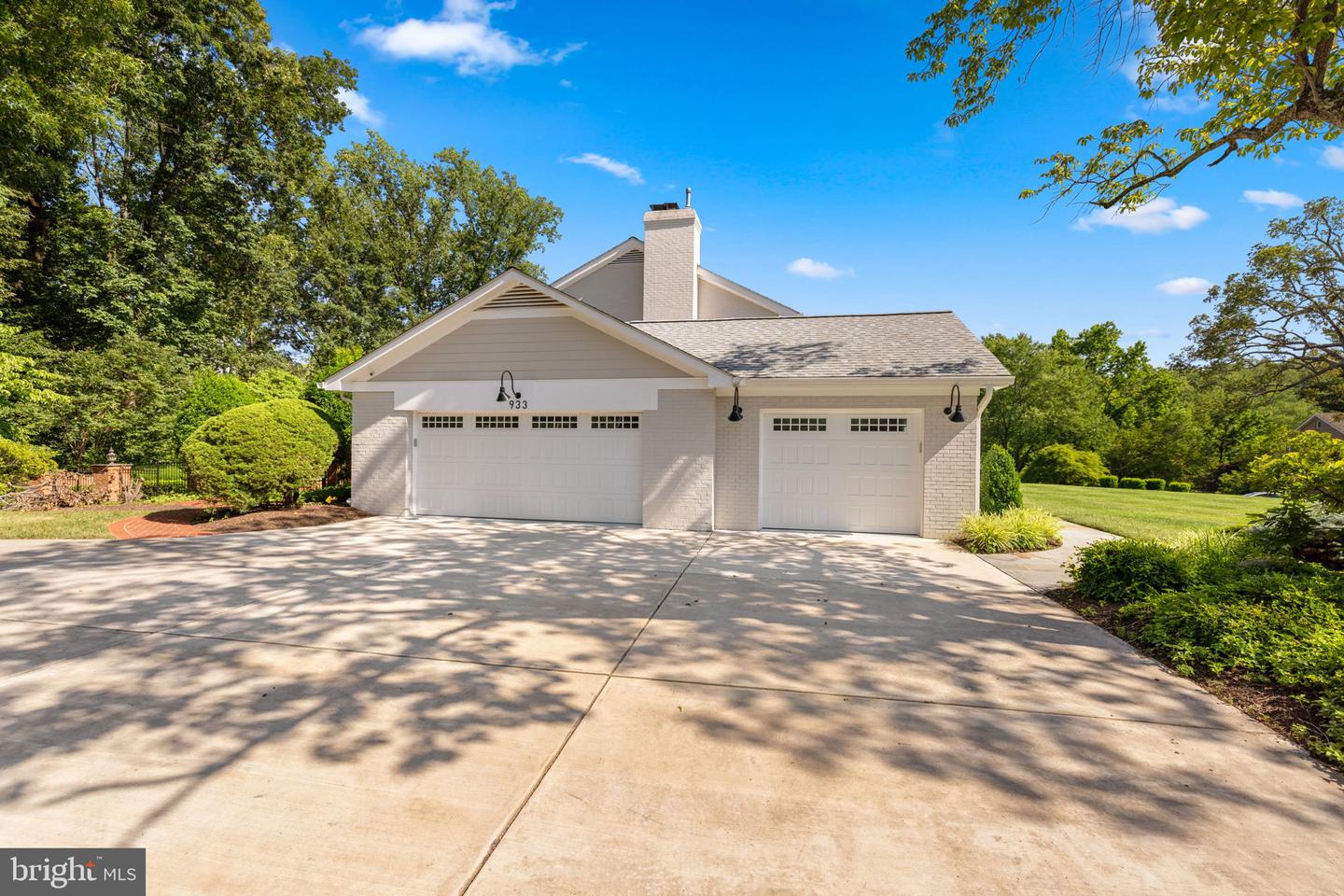 933 WOBURN CT, MCLEAN, Virginia 22102, 5 Bedrooms Bedrooms, ,6 BathroomsBathrooms,Residential,For sale,933 WOBURN CT,VAFX2250482 MLS # VAFX2250482