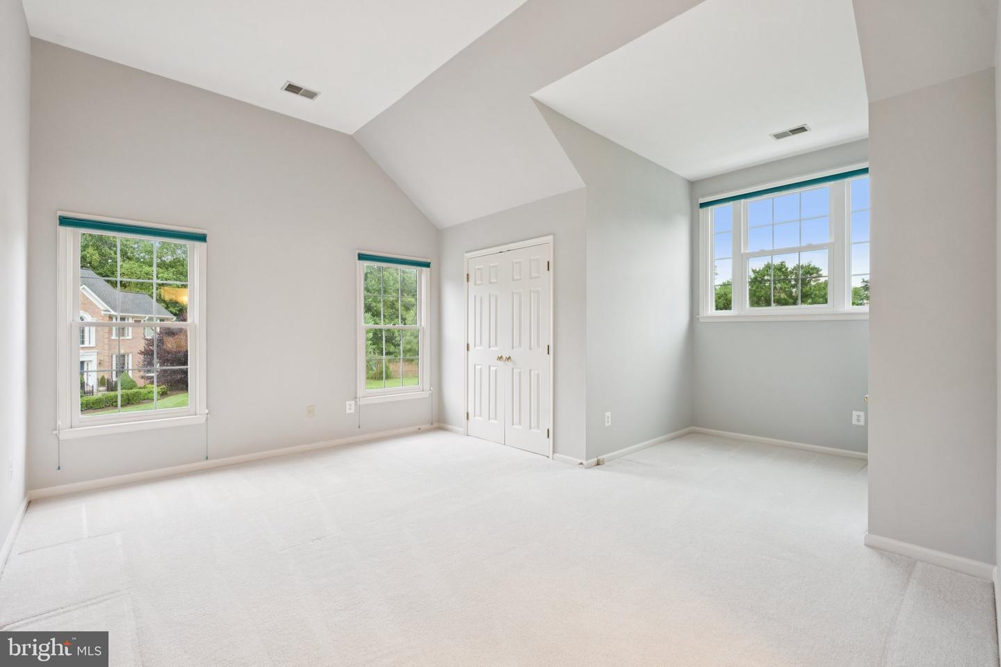 12213 WINDSOR HALL WAY, HERNDON, Virginia 20170, 4 Bedrooms Bedrooms, ,4 BathroomsBathrooms,Residential,For sale,12213 WINDSOR HALL WAY,VAFX2250534 MLS # VAFX2250534