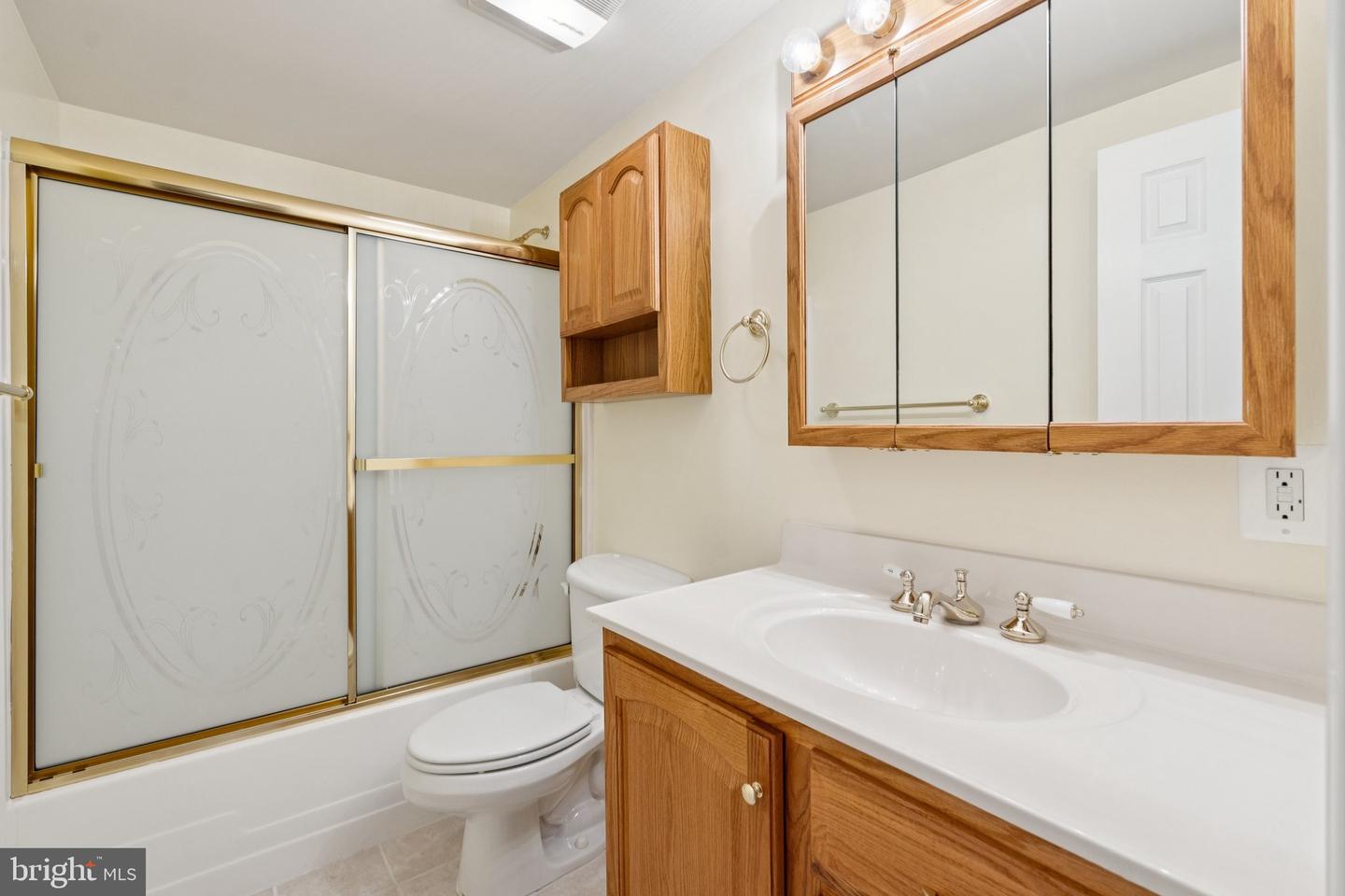 12213 WINDSOR HALL WAY, HERNDON, Virginia 20170, 4 Bedrooms Bedrooms, ,4 BathroomsBathrooms,Residential,For sale,12213 WINDSOR HALL WAY,VAFX2250534 MLS # VAFX2250534