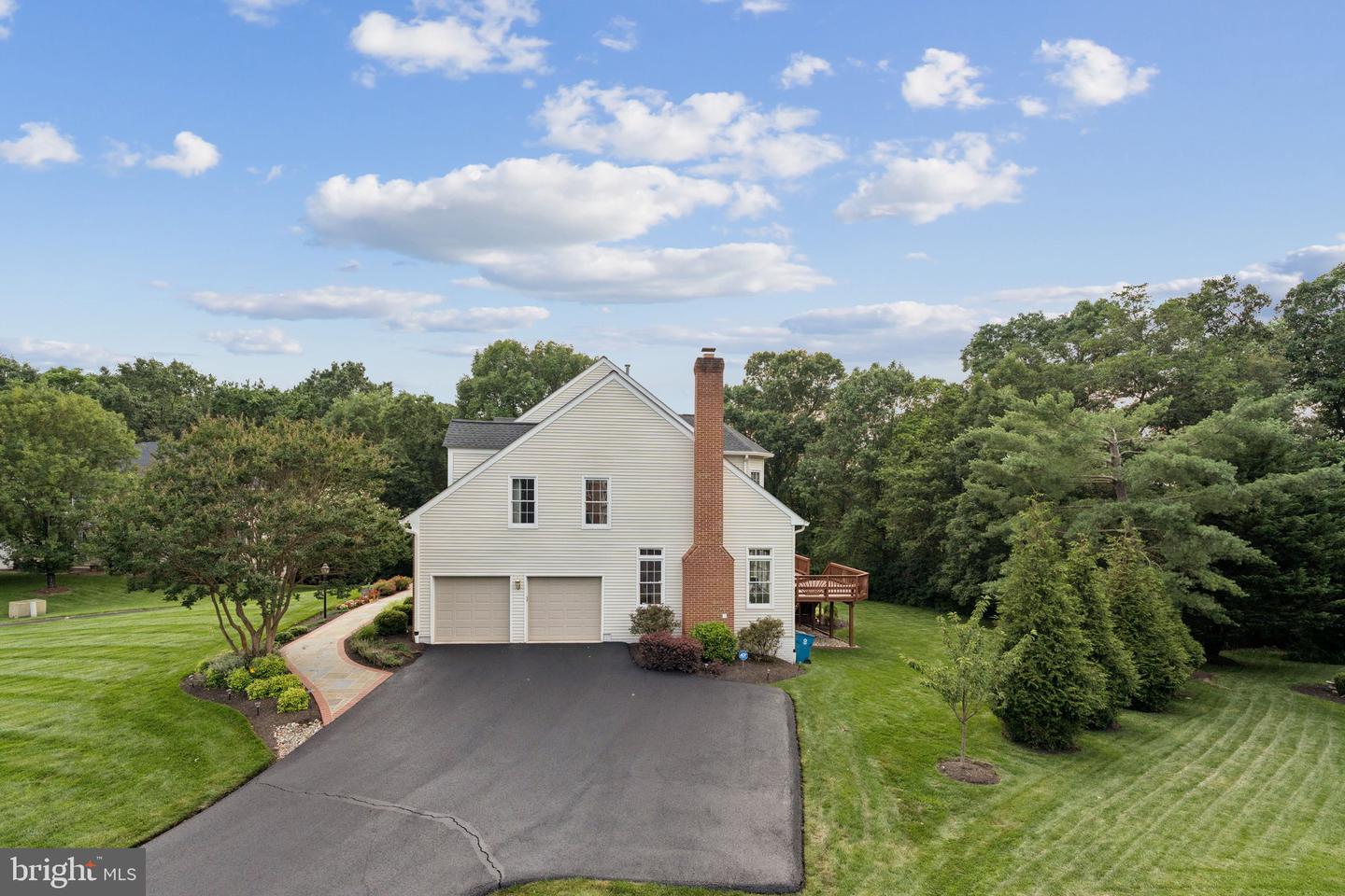 12213 WINDSOR HALL WAY, HERNDON, Virginia 20170, 4 Bedrooms Bedrooms, ,4 BathroomsBathrooms,Residential,For sale,12213 WINDSOR HALL WAY,VAFX2250534 MLS # VAFX2250534