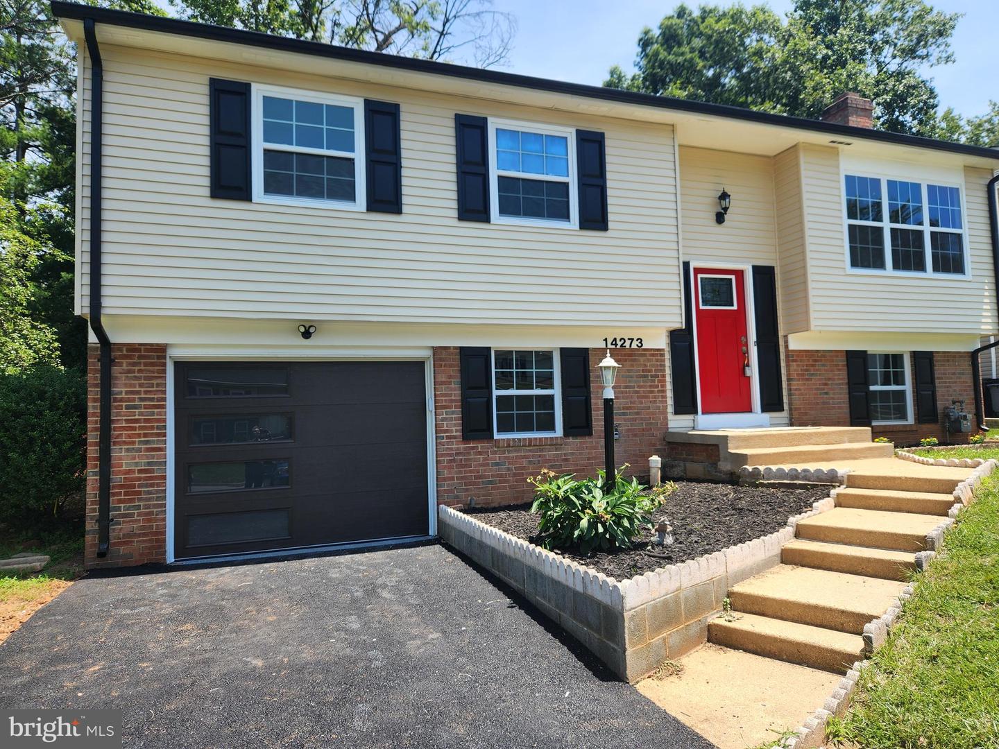 14273 PRINCEDALE DR, WOODBRIDGE, Virginia 22193, 4 Bedrooms Bedrooms, ,2 BathroomsBathrooms,Residential,For sale,14273 PRINCEDALE DR,VAPW2097966 MLS # VAPW2097966