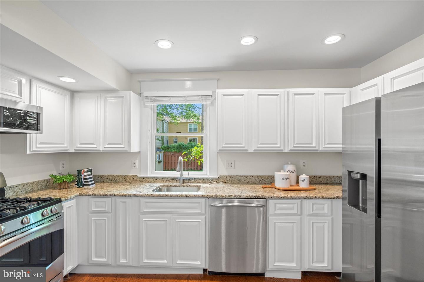 323 CLIFFORD AVE, ALEXANDRIA, Virginia 22305, 3 Bedrooms Bedrooms, ,3 BathroomsBathrooms,Residential,For sale,323 CLIFFORD AVE,VAAX2046912 MLS # VAAX2046912