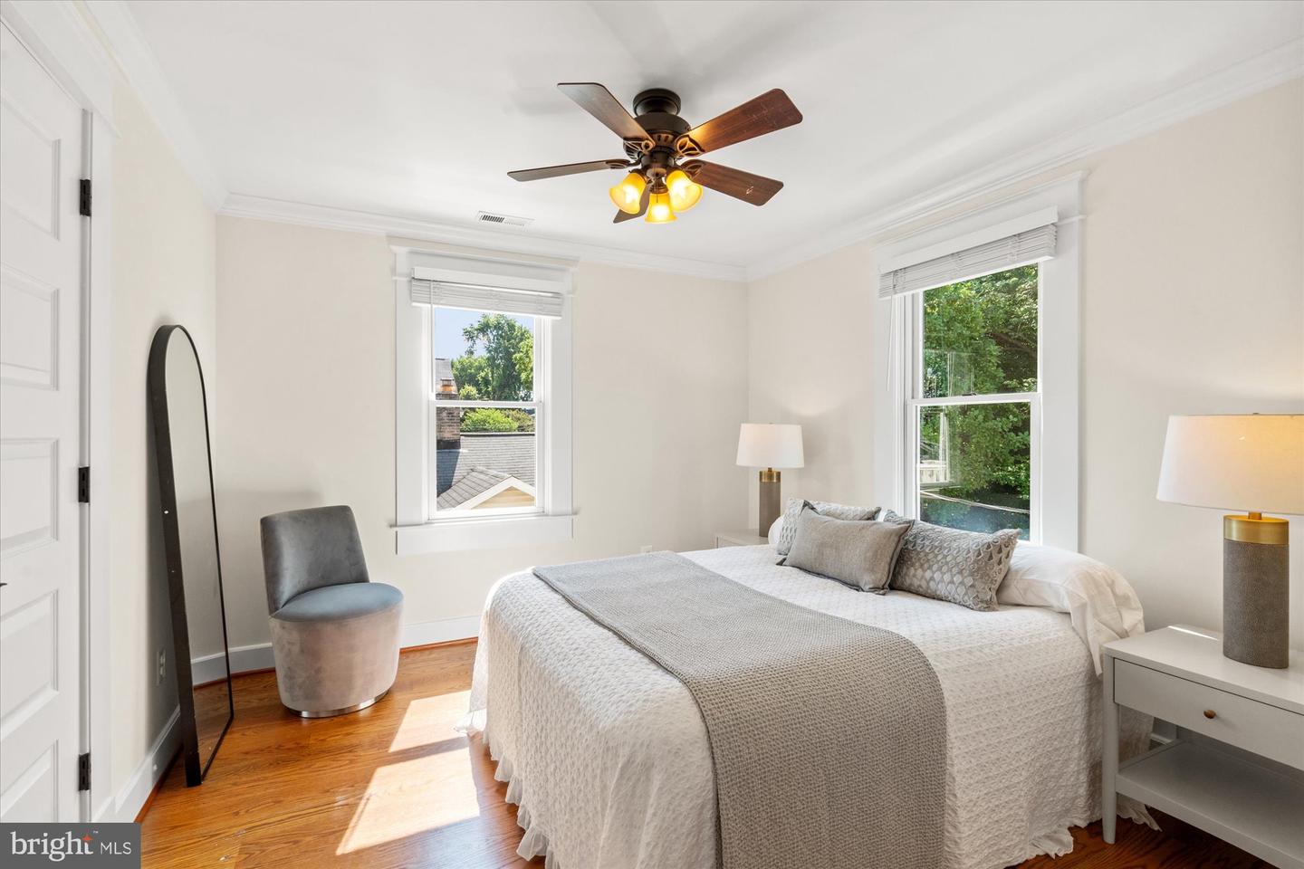 323 CLIFFORD AVE, ALEXANDRIA, Virginia 22305, 3 Bedrooms Bedrooms, ,3 BathroomsBathrooms,Residential,For sale,323 CLIFFORD AVE,VAAX2046912 MLS # VAAX2046912