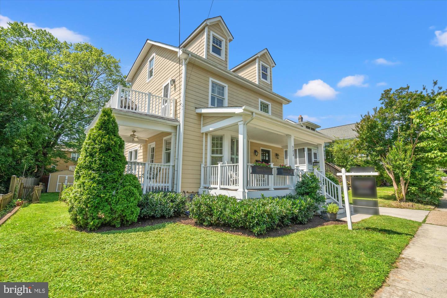 323 CLIFFORD AVE, ALEXANDRIA, Virginia 22305, 3 Bedrooms Bedrooms, ,3 BathroomsBathrooms,Residential,For sale,323 CLIFFORD AVE,VAAX2046912 MLS # VAAX2046912