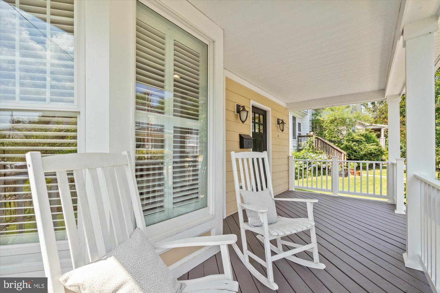 323 CLIFFORD AVE, ALEXANDRIA, Virginia 22305, 3 Bedrooms Bedrooms, ,3 BathroomsBathrooms,Residential,For sale,323 CLIFFORD AVE,VAAX2046912 MLS # VAAX2046912