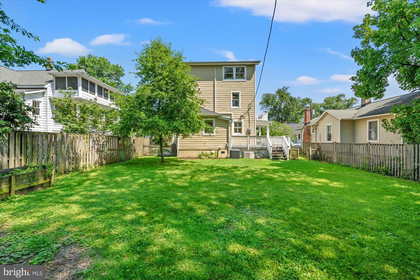 323 CLIFFORD AVE, ALEXANDRIA, Virginia 22305, 3 Bedrooms Bedrooms, ,3 BathroomsBathrooms,Residential,For sale,323 CLIFFORD AVE,VAAX2046912 MLS # VAAX2046912