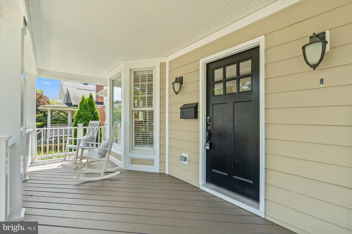 323 CLIFFORD AVE, ALEXANDRIA, Virginia 22305, 3 Bedrooms Bedrooms, ,3 BathroomsBathrooms,Residential,For sale,323 CLIFFORD AVE,VAAX2046912 MLS # VAAX2046912