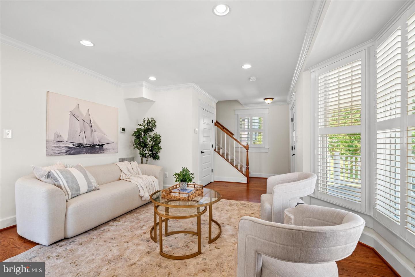 323 CLIFFORD AVE, ALEXANDRIA, Virginia 22305, 3 Bedrooms Bedrooms, ,3 BathroomsBathrooms,Residential,For sale,323 CLIFFORD AVE,VAAX2046912 MLS # VAAX2046912