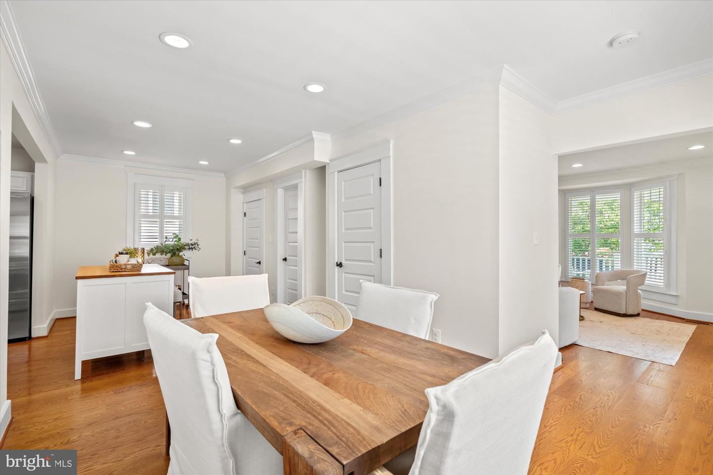 323 CLIFFORD AVE, ALEXANDRIA, Virginia 22305, 3 Bedrooms Bedrooms, ,3 BathroomsBathrooms,Residential,For sale,323 CLIFFORD AVE,VAAX2046912 MLS # VAAX2046912
