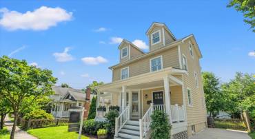 323 CLIFFORD AVE, ALEXANDRIA, Virginia 22305, 3 Bedrooms Bedrooms, ,3 BathroomsBathrooms,Residential,For sale,323 CLIFFORD AVE,VAAX2046912 MLS # VAAX2046912