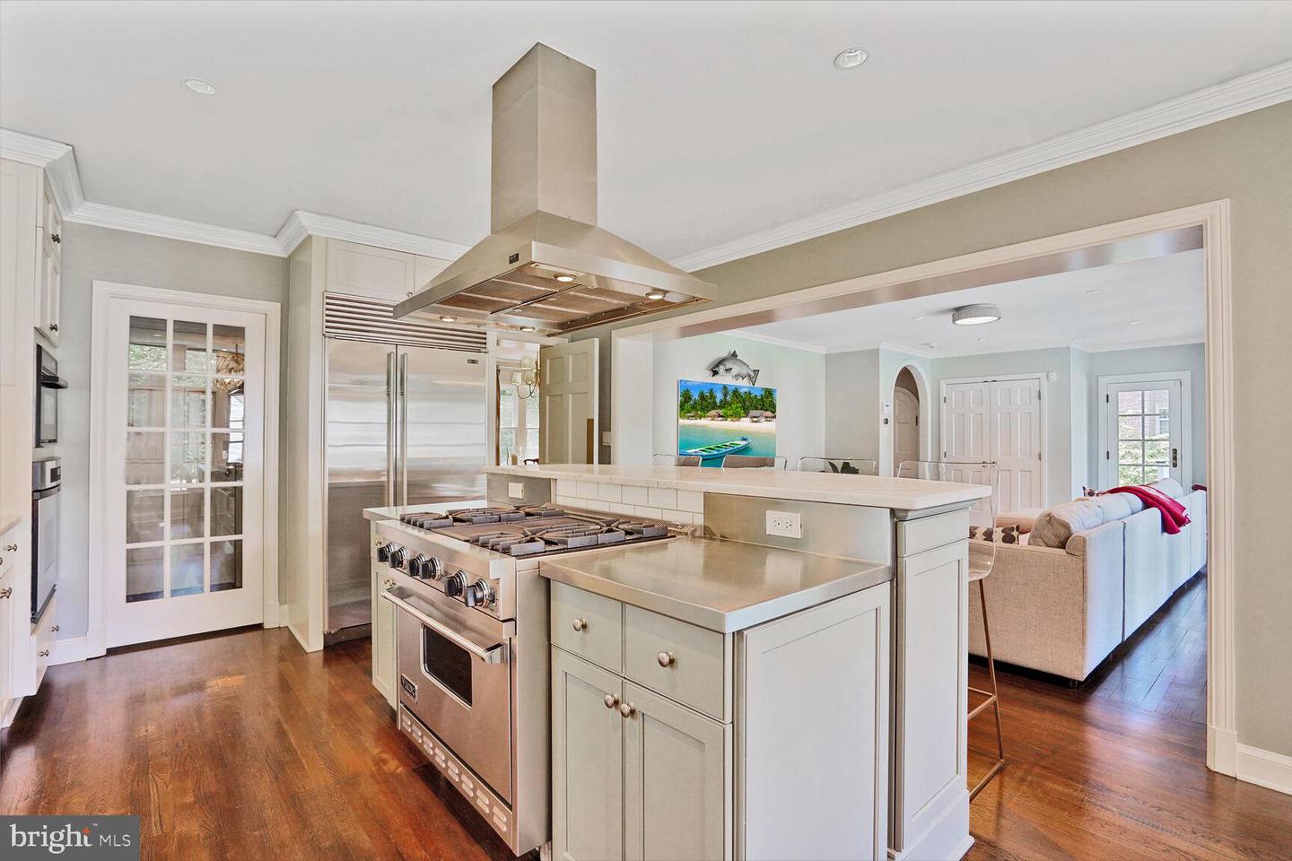 5053 SEDGWICK ST NW, WASHINGTON, District Of Columbia 20016, 5 Bedrooms Bedrooms, ,4 BathroomsBathrooms,Residential,For sale,5053 SEDGWICK ST NW,DCDC2207700 MLS # DCDC2207700