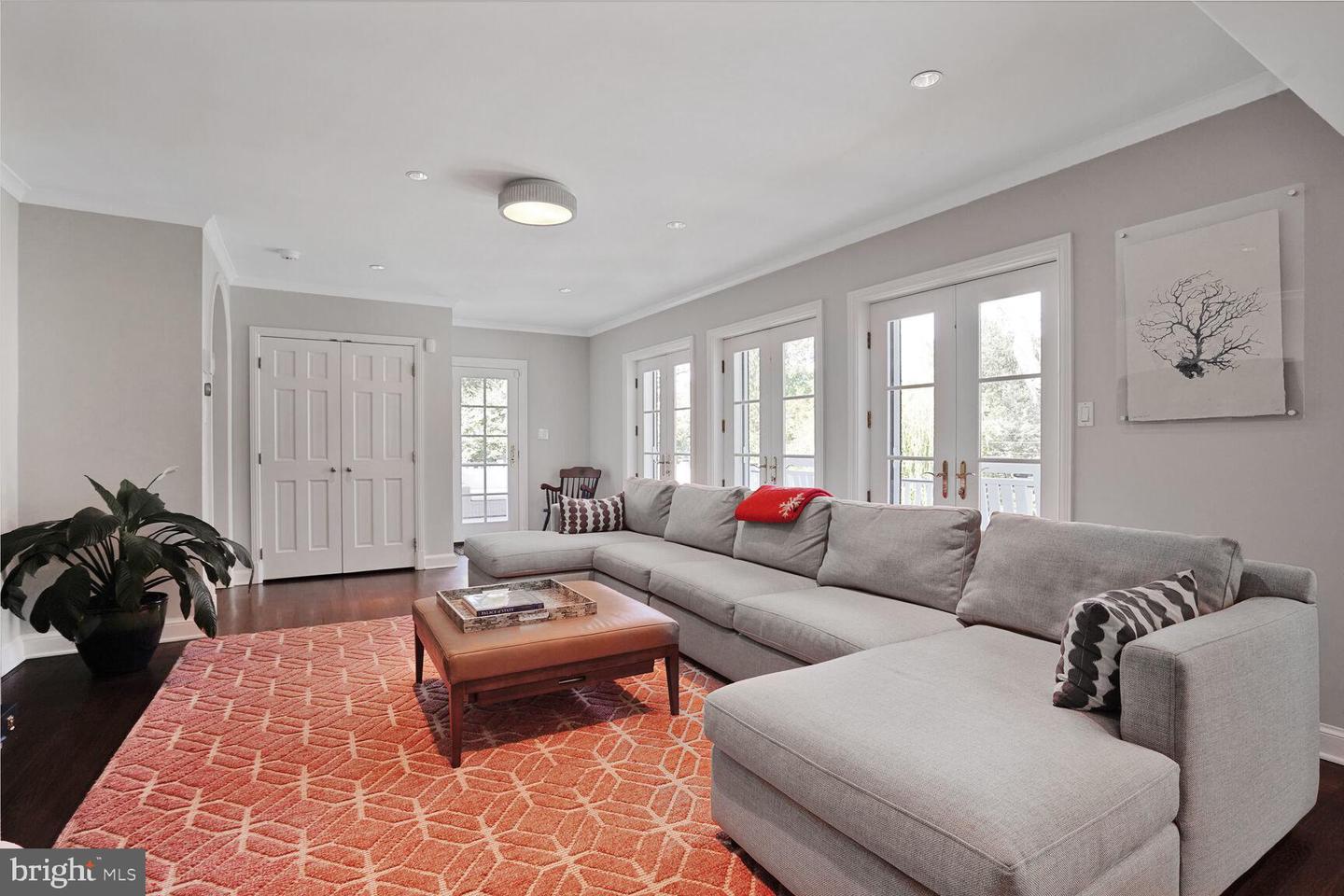 5053 SEDGWICK ST NW, WASHINGTON, District Of Columbia 20016, 5 Bedrooms Bedrooms, ,4 BathroomsBathrooms,Residential,For sale,5053 SEDGWICK ST NW,DCDC2207700 MLS # DCDC2207700