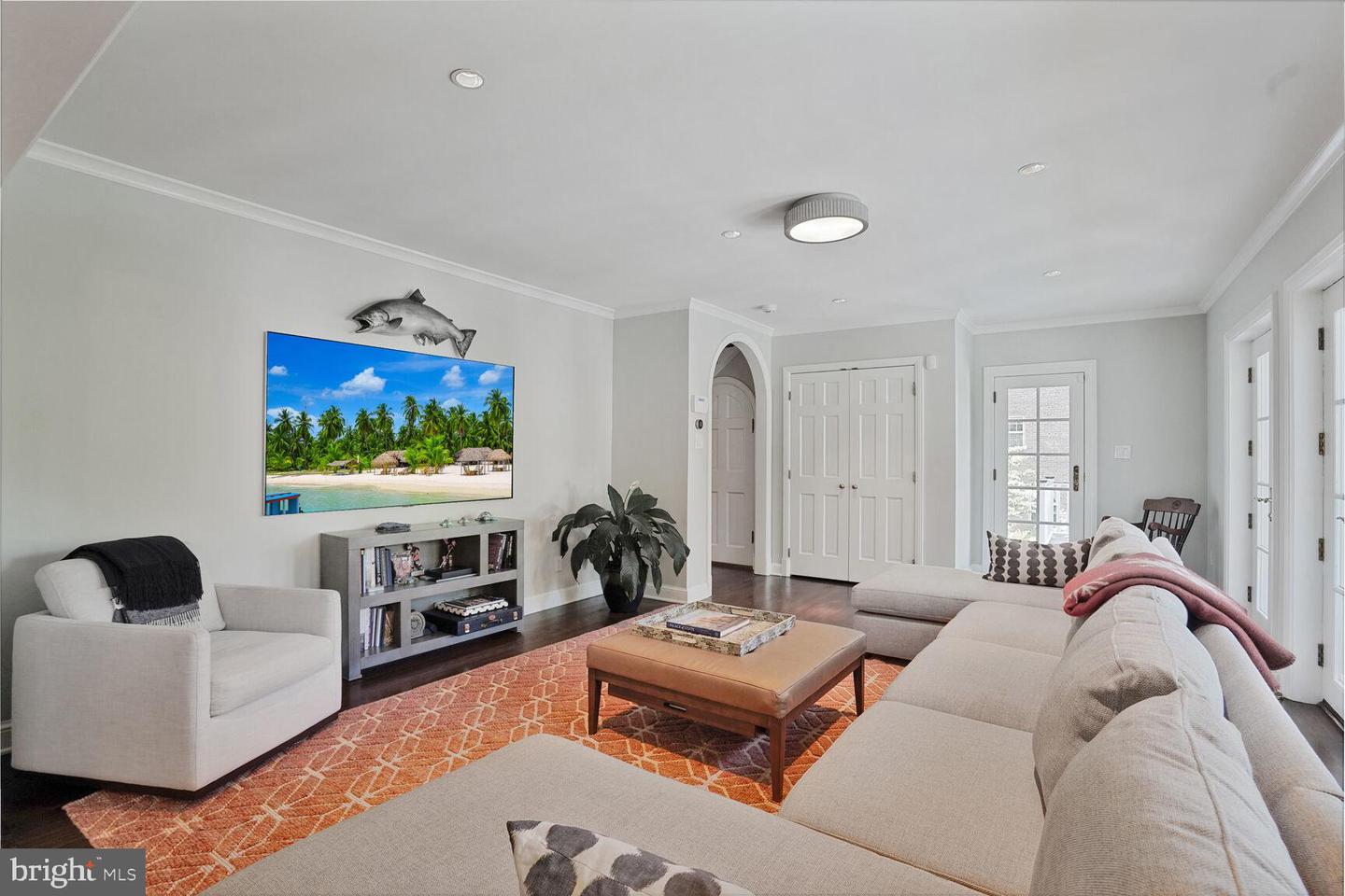 5053 SEDGWICK ST NW, WASHINGTON, District Of Columbia 20016, 5 Bedrooms Bedrooms, ,4 BathroomsBathrooms,Residential,For sale,5053 SEDGWICK ST NW,DCDC2207700 MLS # DCDC2207700