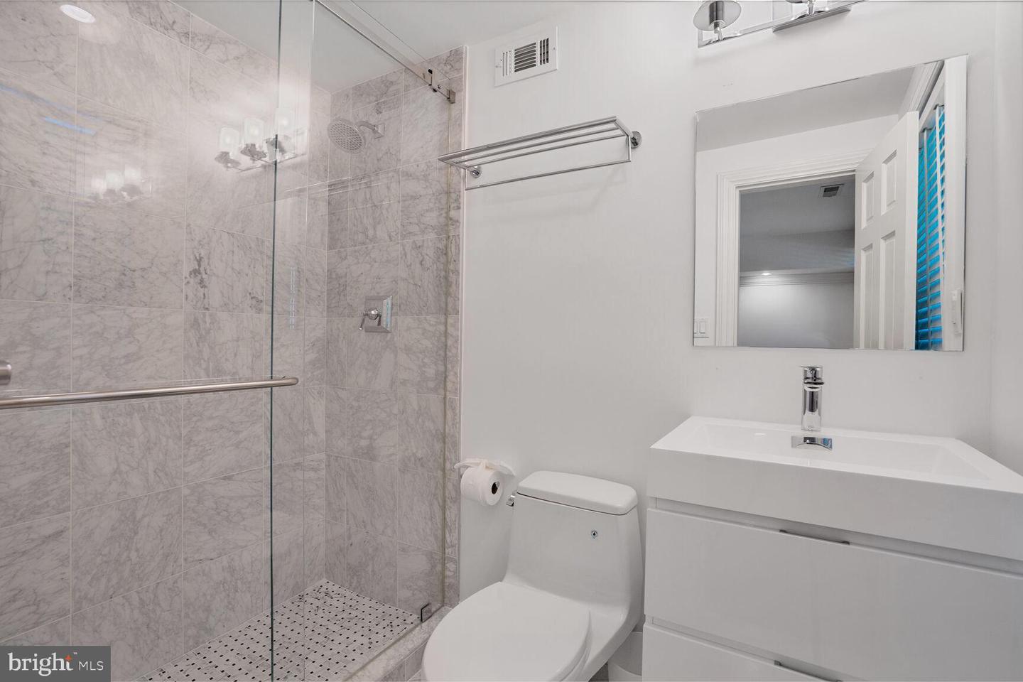 5053 SEDGWICK ST NW, WASHINGTON, District Of Columbia 20016, 5 Bedrooms Bedrooms, ,4 BathroomsBathrooms,Residential,For sale,5053 SEDGWICK ST NW,DCDC2207700 MLS # DCDC2207700