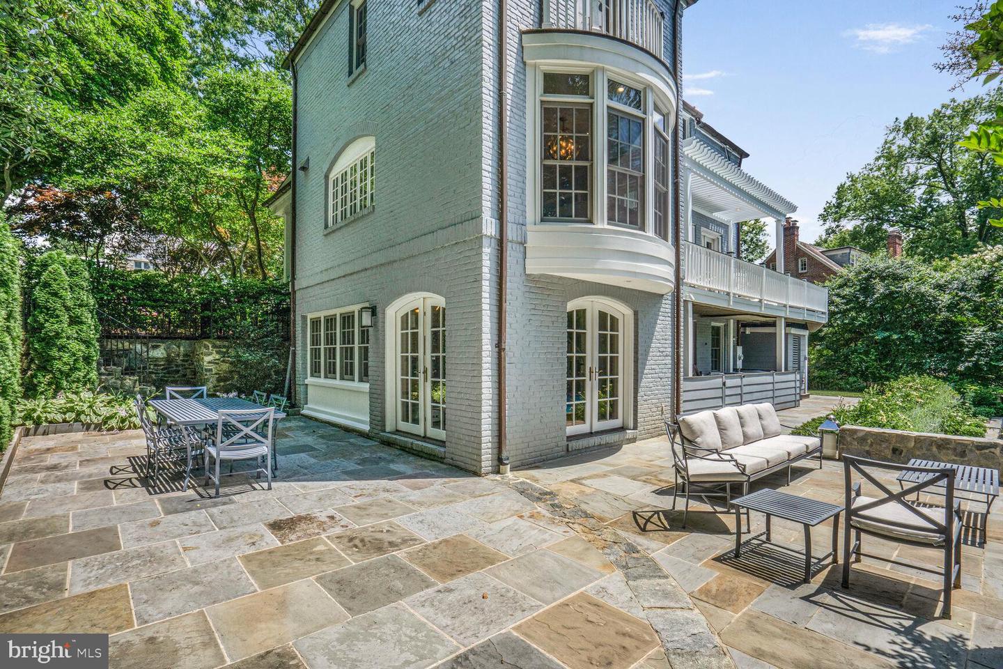 5053 SEDGWICK ST NW, WASHINGTON, District Of Columbia 20016, 5 Bedrooms Bedrooms, ,4 BathroomsBathrooms,Residential,For sale,5053 SEDGWICK ST NW,DCDC2207700 MLS # DCDC2207700
