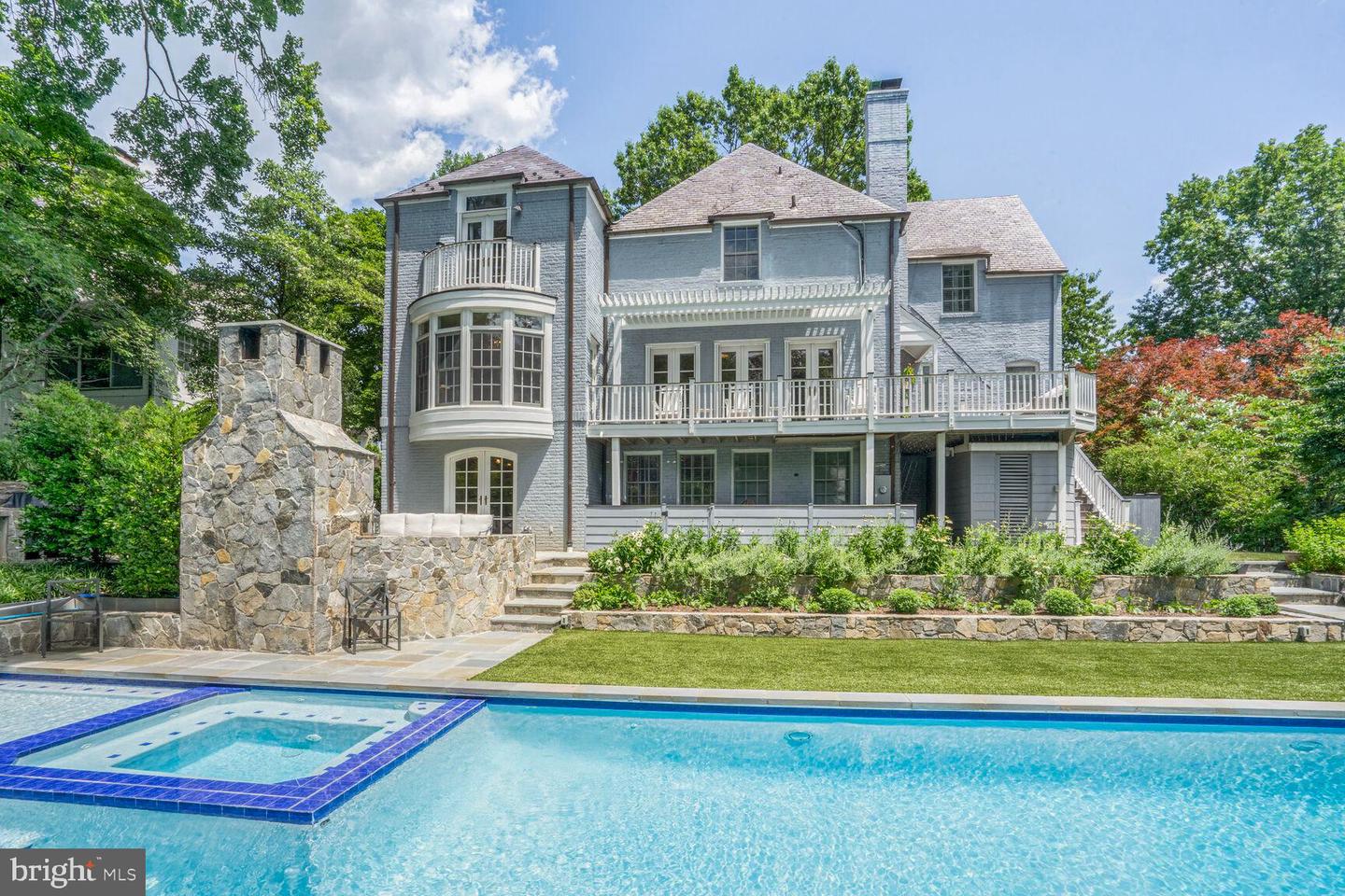 5053 SEDGWICK ST NW, WASHINGTON, District Of Columbia 20016, 5 Bedrooms Bedrooms, ,4 BathroomsBathrooms,Residential,For sale,5053 SEDGWICK ST NW,DCDC2207700 MLS # DCDC2207700