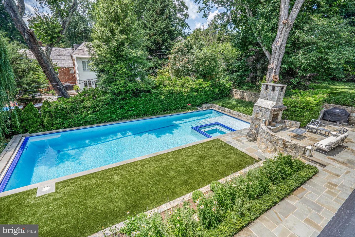 5053 SEDGWICK ST NW, WASHINGTON, District Of Columbia 20016, 5 Bedrooms Bedrooms, ,4 BathroomsBathrooms,Residential,For sale,5053 SEDGWICK ST NW,DCDC2207700 MLS # DCDC2207700