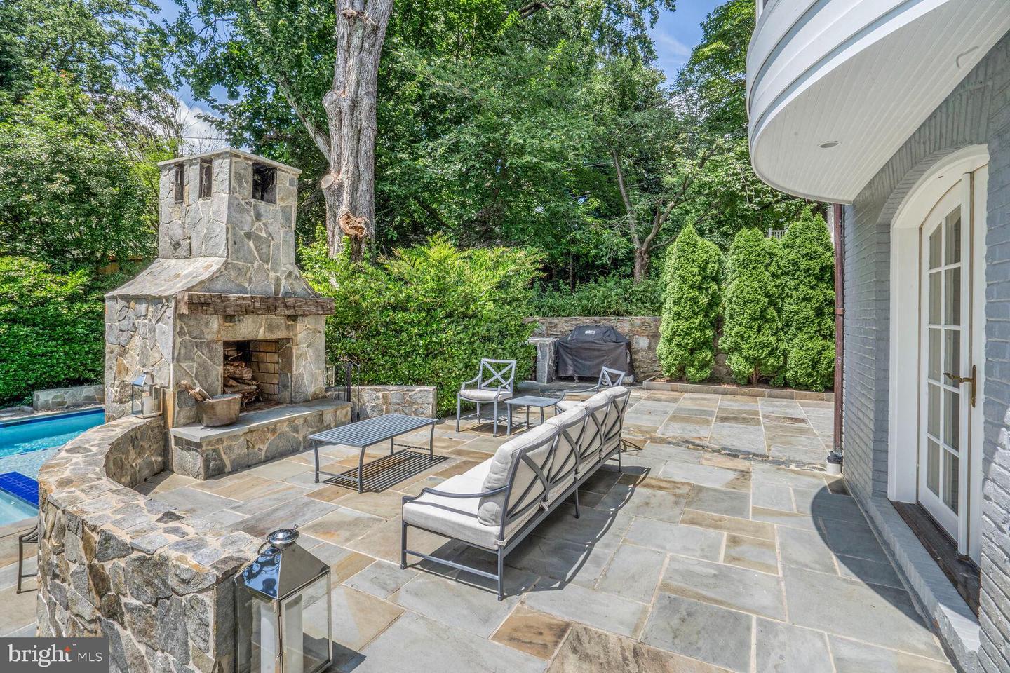 5053 SEDGWICK ST NW, WASHINGTON, District Of Columbia 20016, 5 Bedrooms Bedrooms, ,4 BathroomsBathrooms,Residential,For sale,5053 SEDGWICK ST NW,DCDC2207700 MLS # DCDC2207700