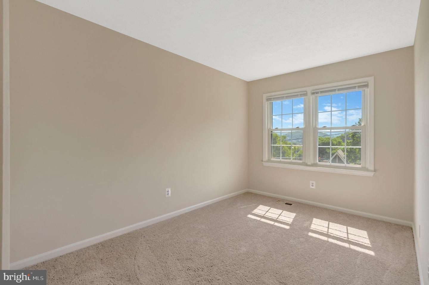 504 POW MORR DR, FRONT ROYAL, Virginia 22630, 3 Bedrooms Bedrooms, ,1 BathroomBathrooms,Residential,For sale,504 POW MORR DR,VAWR2011576 MLS # VAWR2011576