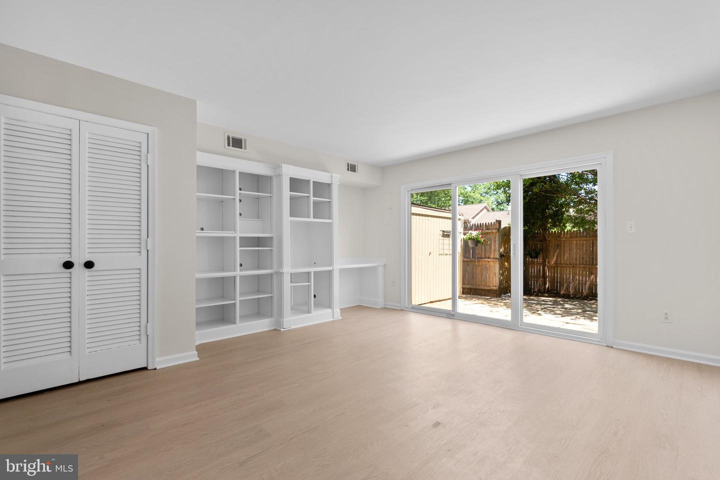 8384 FORRESTER BLVD, SPRINGFIELD, Virginia 22152, 2 Bedrooms Bedrooms, ,1 BathroomBathrooms,Residential,For sale,8384 FORRESTER BLVD,VAFX2250626 MLS # VAFX2250626