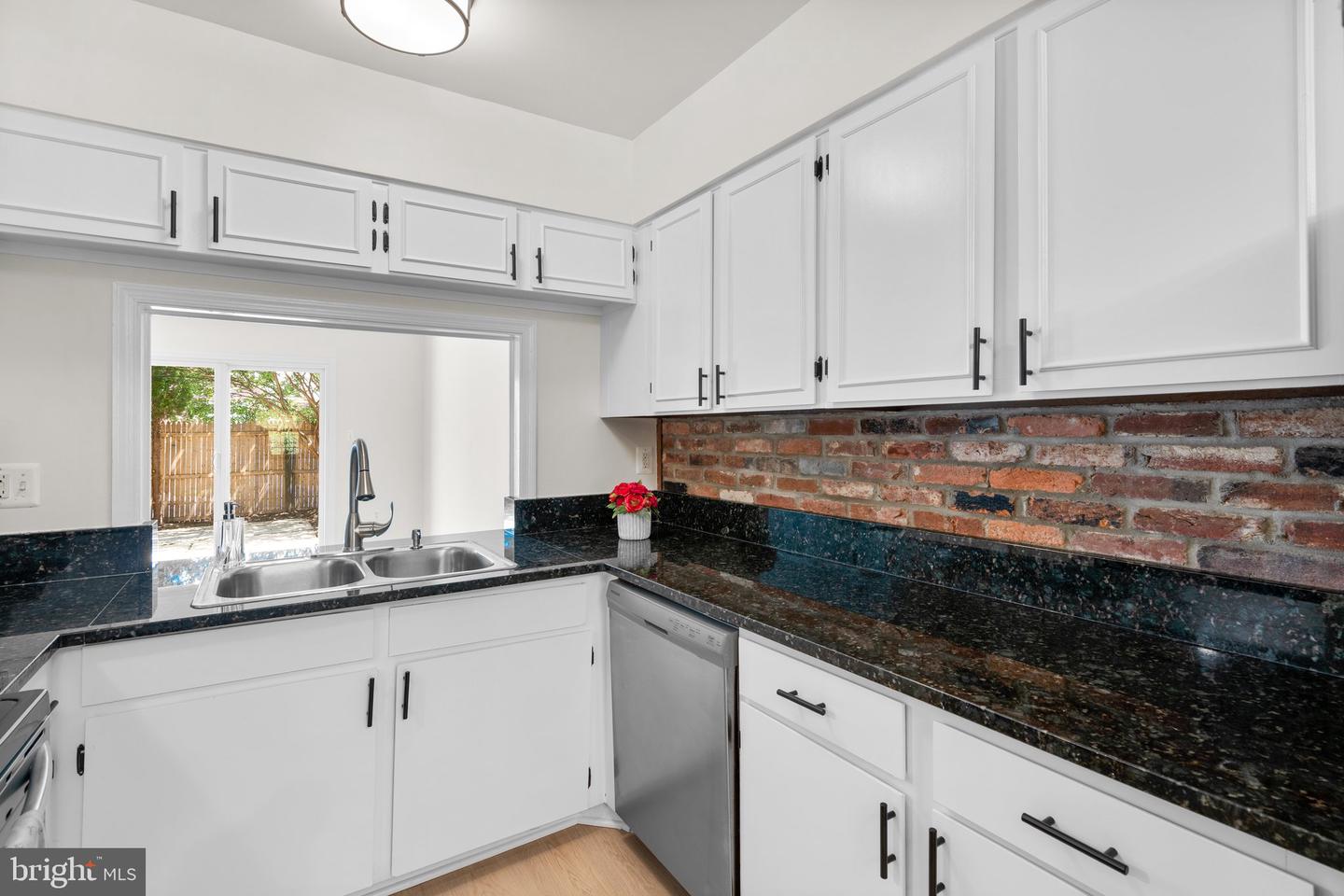 8384 FORRESTER BLVD, SPRINGFIELD, Virginia 22152, 2 Bedrooms Bedrooms, ,1 BathroomBathrooms,Residential,For sale,8384 FORRESTER BLVD,VAFX2250626 MLS # VAFX2250626