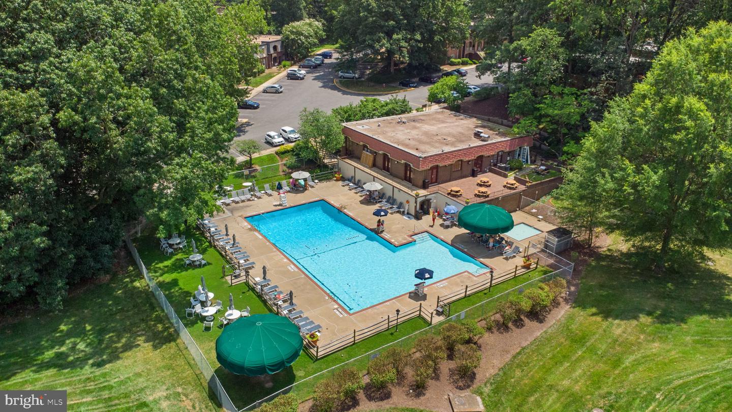 8384 FORRESTER BLVD, SPRINGFIELD, Virginia 22152, 2 Bedrooms Bedrooms, ,1 BathroomBathrooms,Residential,For sale,8384 FORRESTER BLVD,VAFX2250626 MLS # VAFX2250626