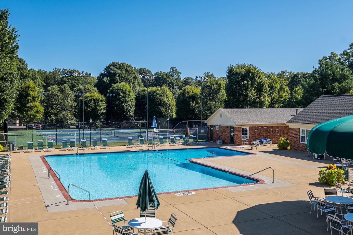 8384 FORRESTER BLVD, SPRINGFIELD, Virginia 22152, 2 Bedrooms Bedrooms, ,1 BathroomBathrooms,Residential,For sale,8384 FORRESTER BLVD,VAFX2250626 MLS # VAFX2250626