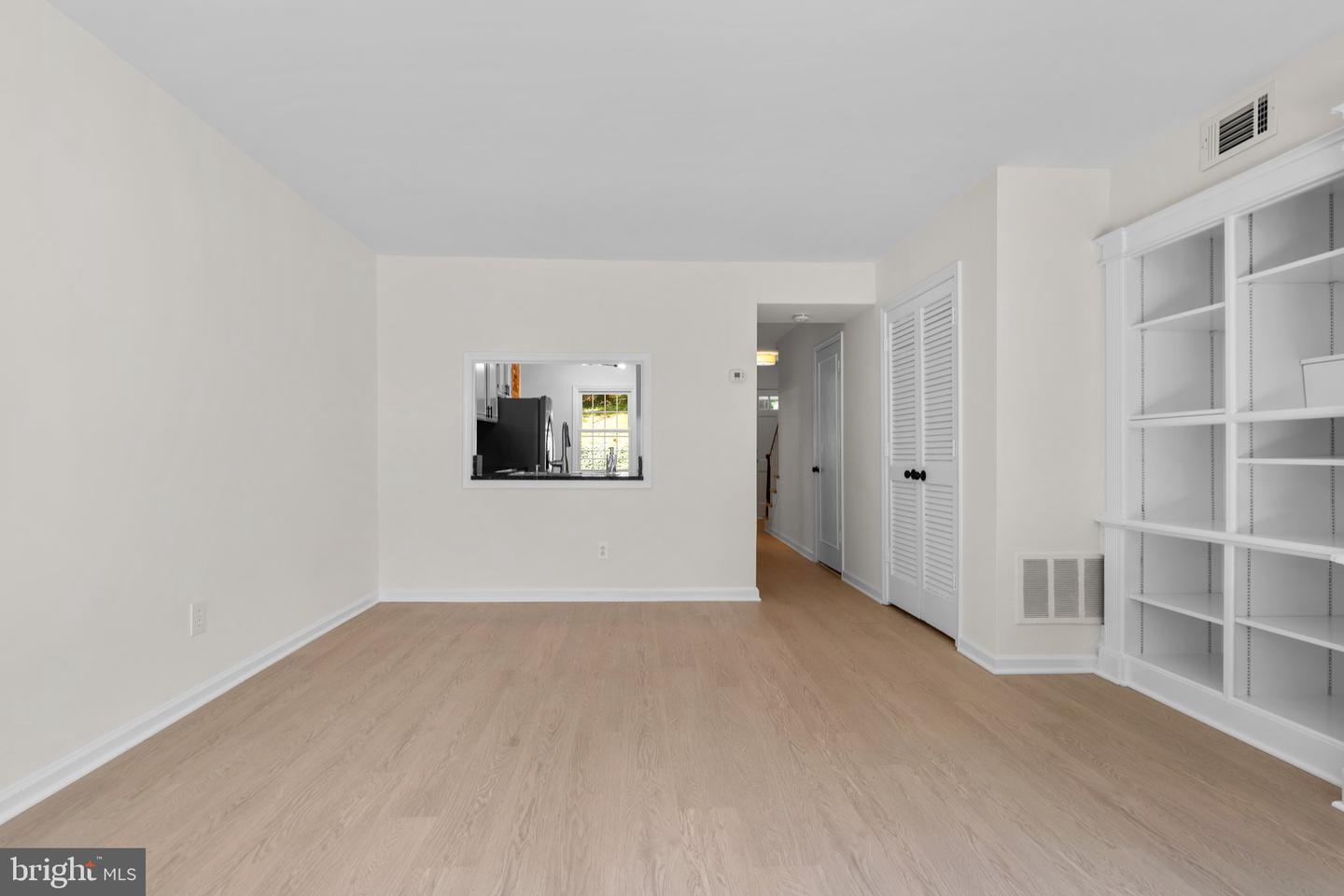 8384 FORRESTER BLVD, SPRINGFIELD, Virginia 22152, 2 Bedrooms Bedrooms, ,1 BathroomBathrooms,Residential,For sale,8384 FORRESTER BLVD,VAFX2250626 MLS # VAFX2250626