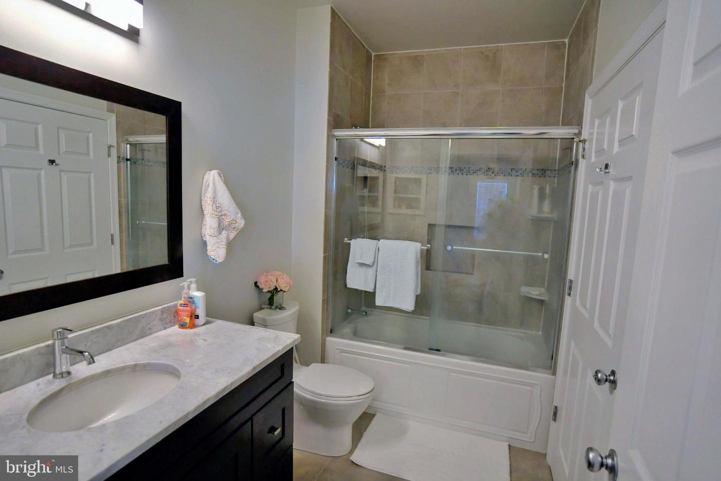 42480 ROCKROSE SQ #304, BRAMBLETON, Virginia 20148, 1 Bedroom Bedrooms, ,1 BathroomBathrooms,Residential,For sale,42480 ROCKROSE SQ #304,VALO2100522 MLS # VALO2100522