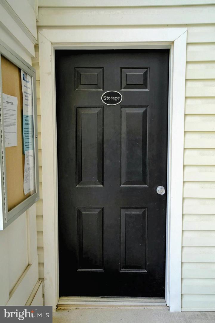42480 ROCKROSE SQ #304, BRAMBLETON, Virginia 20148, 1 Bedroom Bedrooms, ,1 BathroomBathrooms,Residential,For sale,42480 ROCKROSE SQ #304,VALO2100522 MLS # VALO2100522