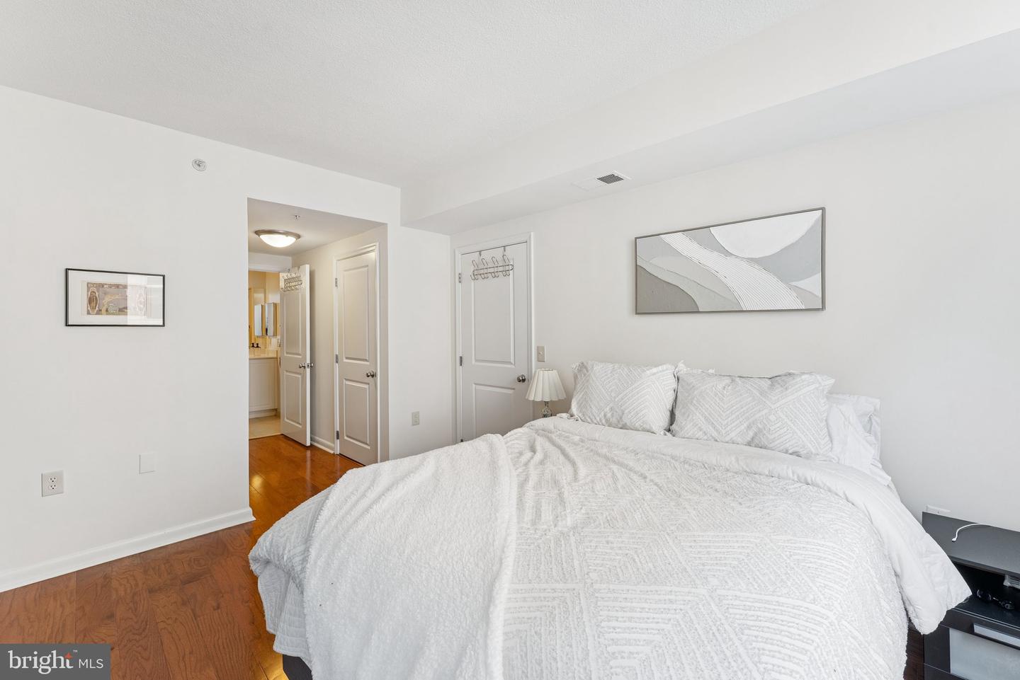851 N GLEBE RD #718, ARLINGTON, Virginia 22203, 1 Bedroom Bedrooms, ,1 BathroomBathrooms,Residential,For sale,851 N GLEBE RD #718,VAAR2059854 MLS # VAAR2059854