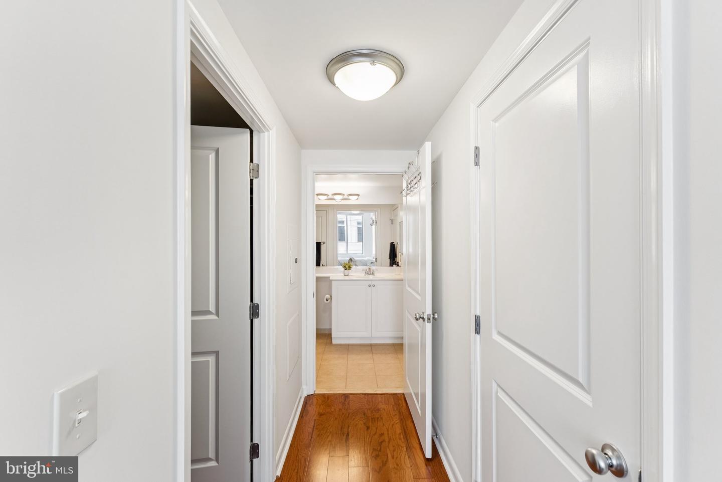 851 N GLEBE RD #718, ARLINGTON, Virginia 22203, 1 Bedroom Bedrooms, ,1 BathroomBathrooms,Residential,For sale,851 N GLEBE RD #718,VAAR2059854 MLS # VAAR2059854