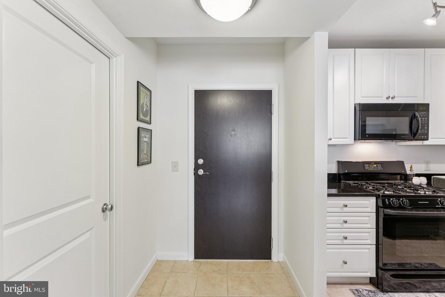 851 N GLEBE RD #718, ARLINGTON, Virginia 22203, 1 Bedroom Bedrooms, ,1 BathroomBathrooms,Residential,For sale,851 N GLEBE RD #718,VAAR2059854 MLS # VAAR2059854